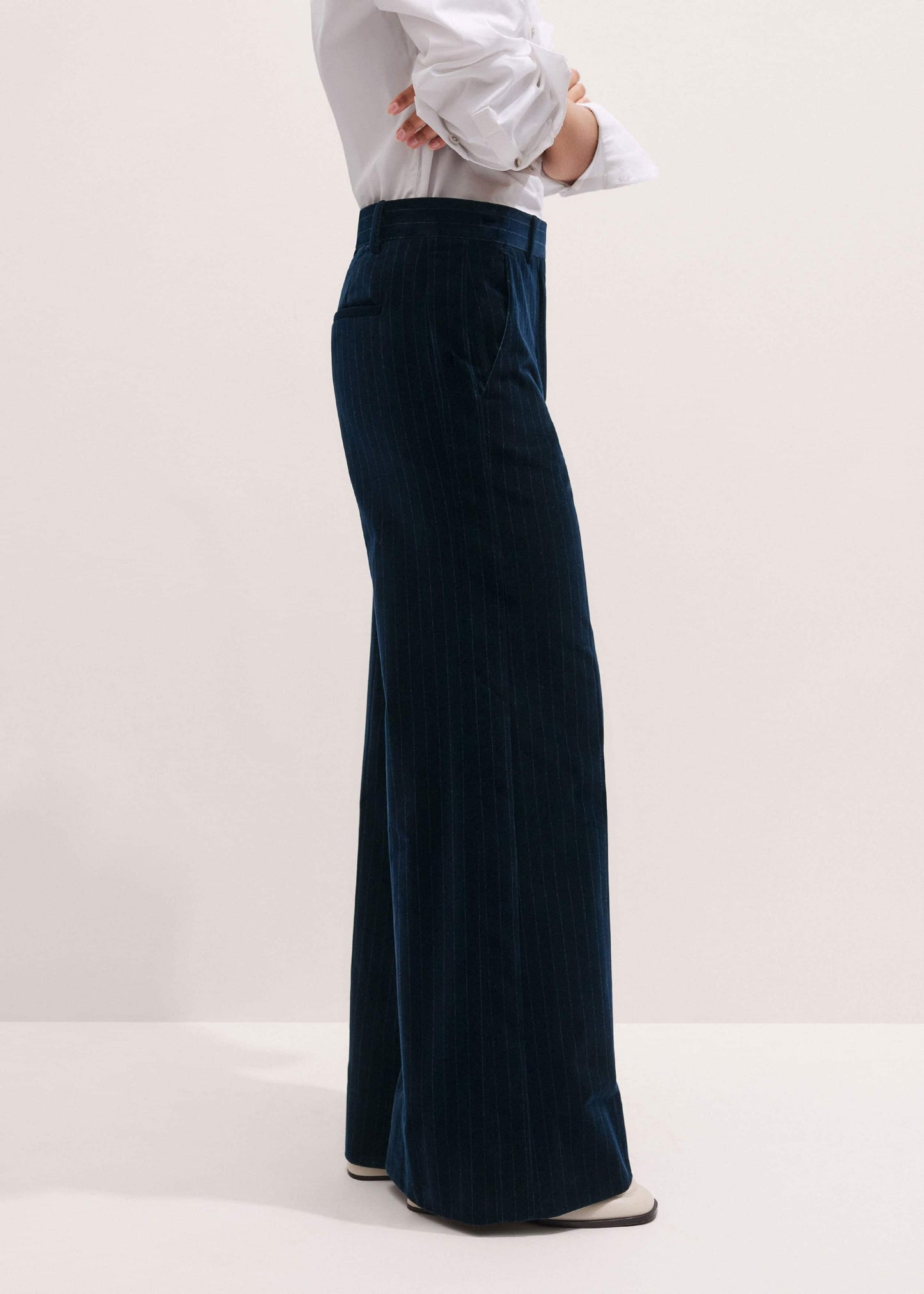 ME and EM Clothing Navy Wool Pinstripe Wide-Leg Pant