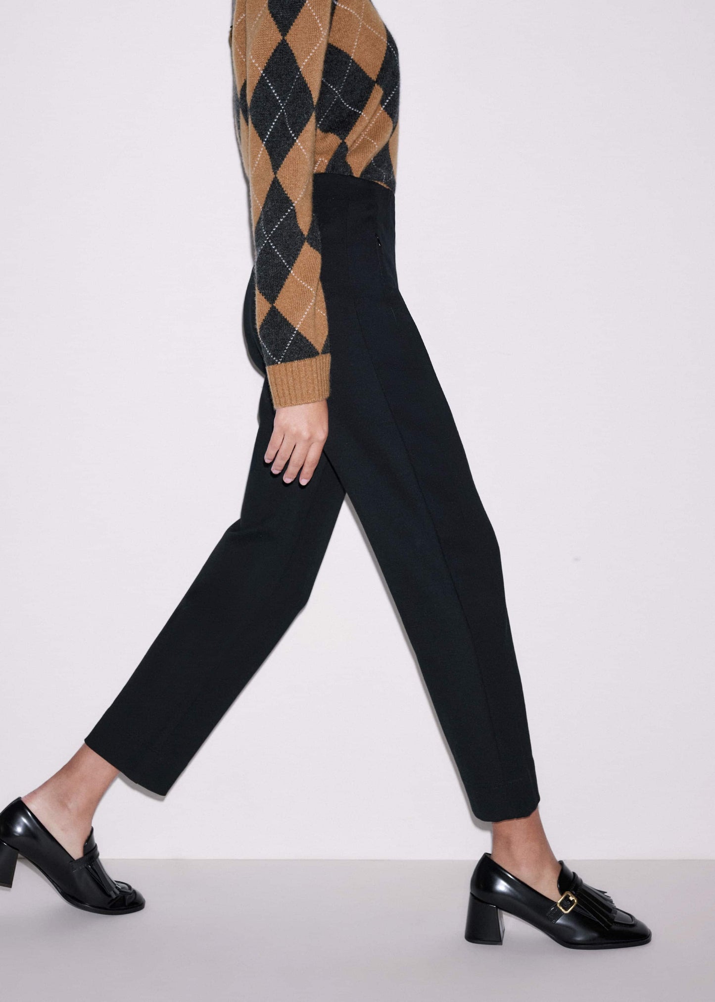 ME and EM Clothing Black Travel Tailoring Pull On Slim Crop Pant