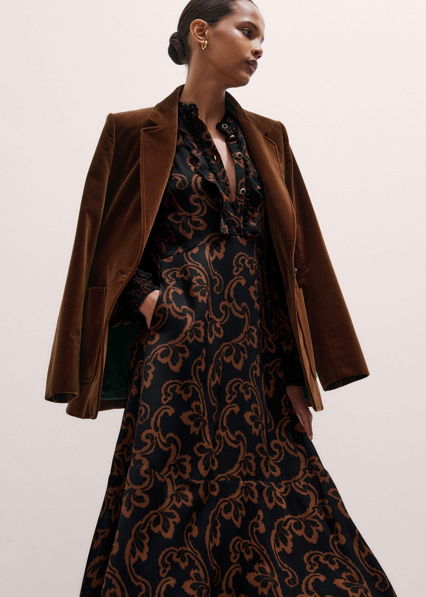 ME and EM Clothing Black Floral Scroll Print Crepe Signature Maxi Dress