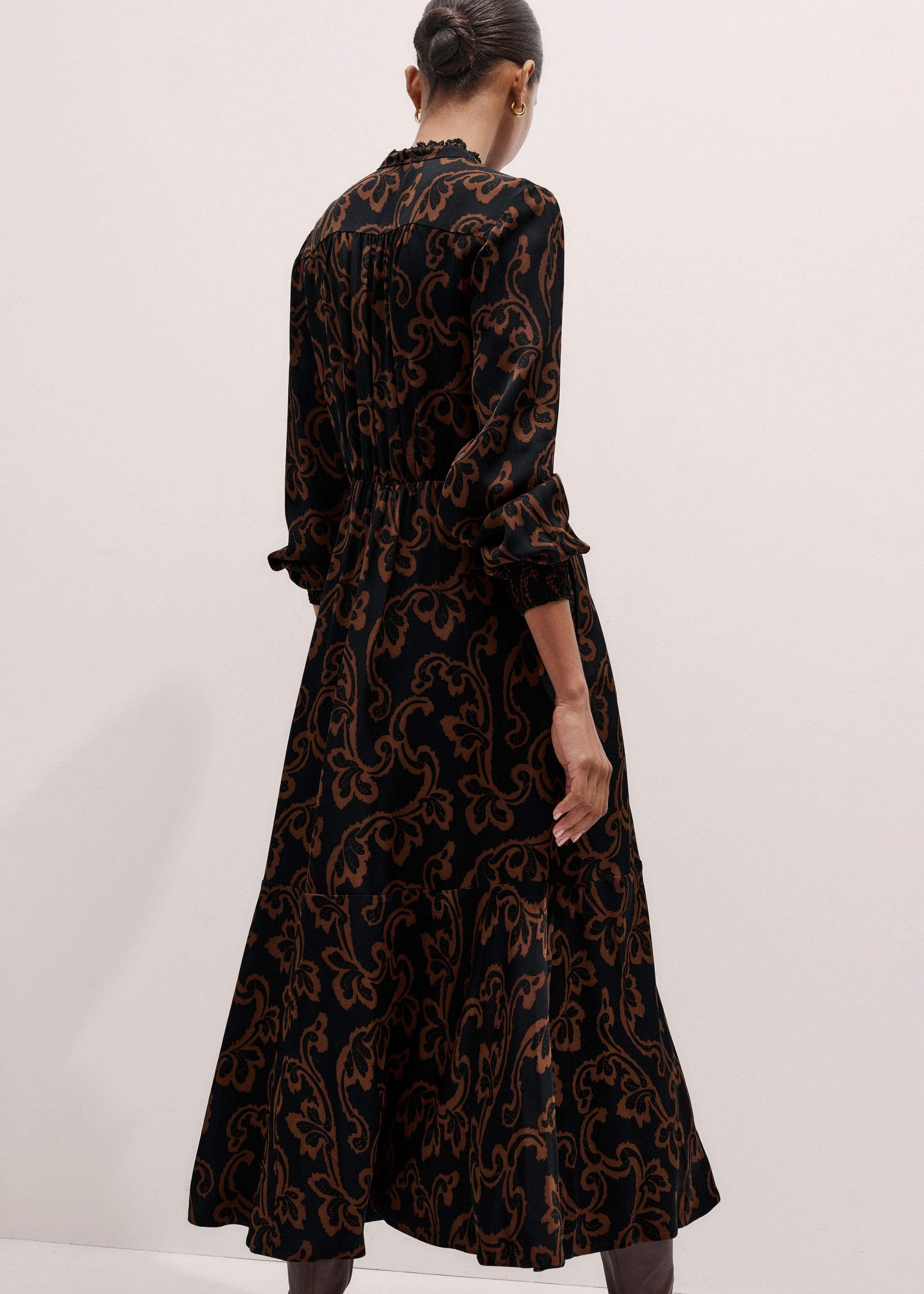 ME and EM Clothing Black Floral Scroll Print Crepe Signature Maxi Dress