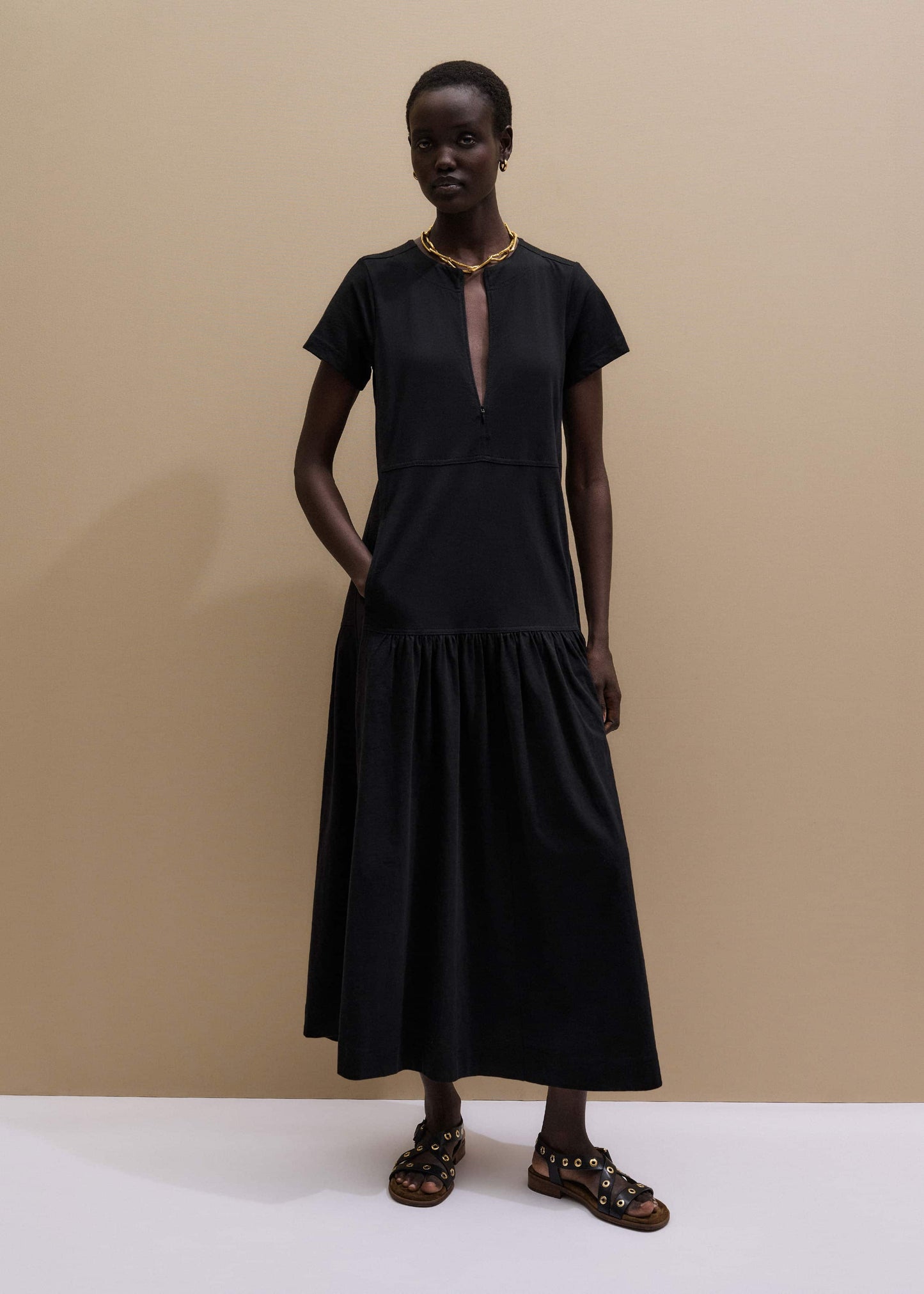 ME and EM Clothing Black A-Line Tiered Maxi Dress