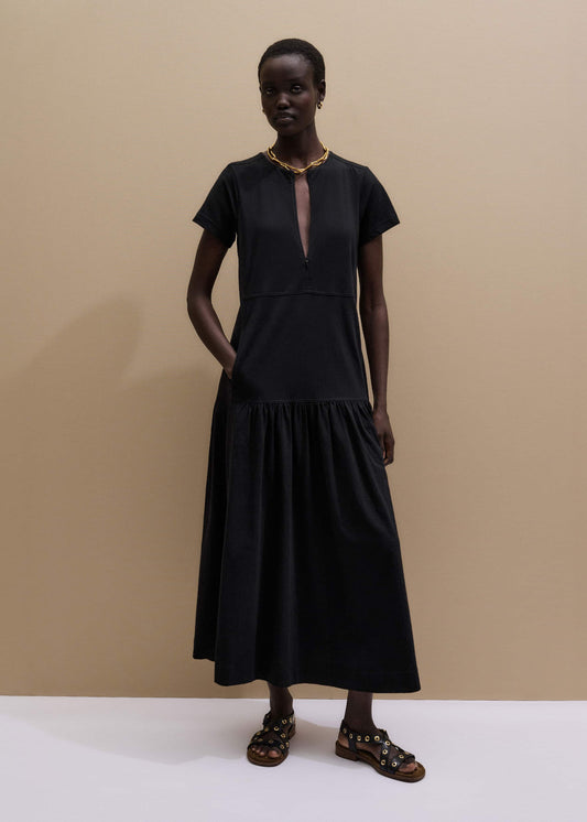 ME and EM Clothing Black A-Line Tiered Maxi Dress
