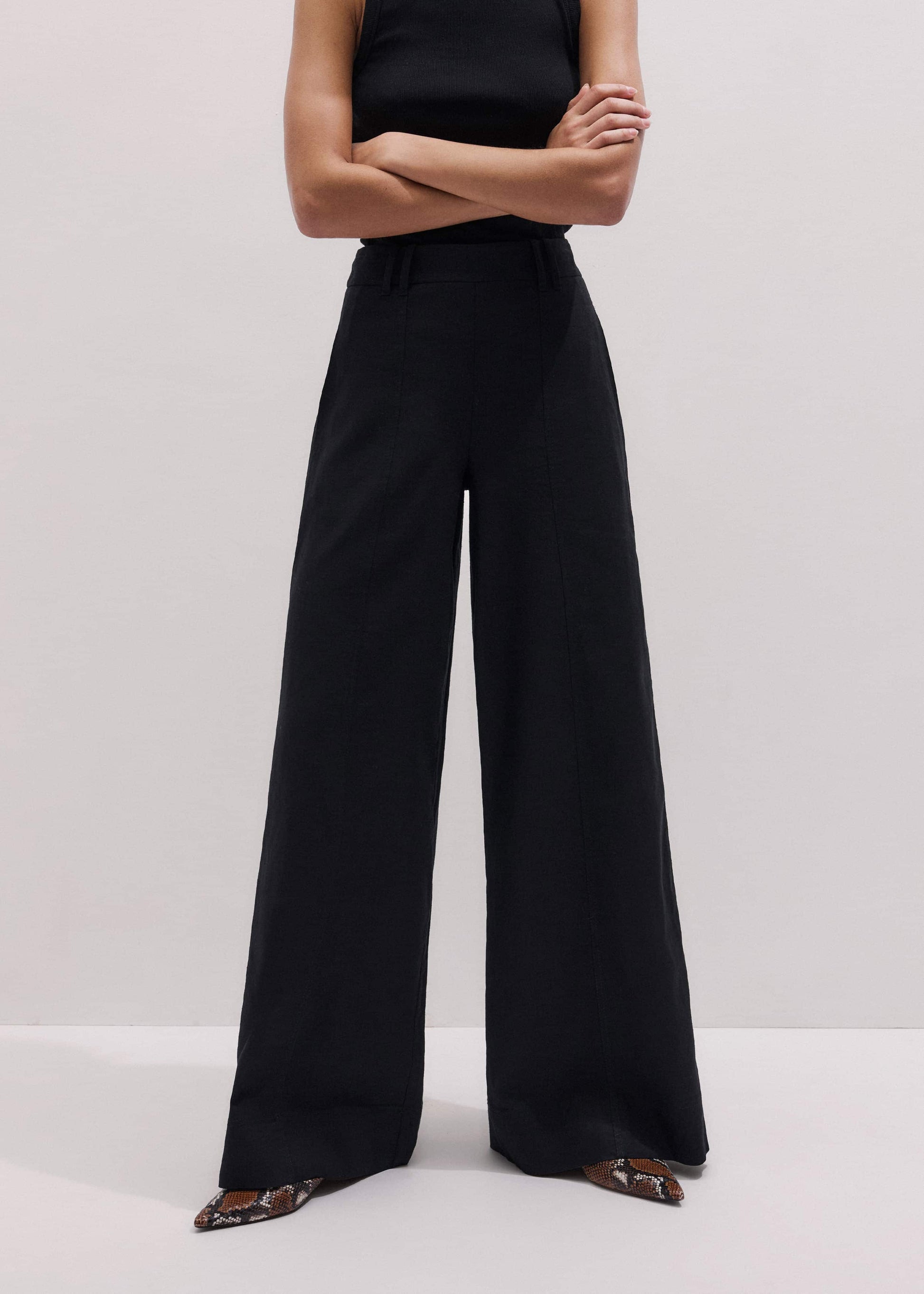 ME and EM Clothing Black Wide-Leg Pant