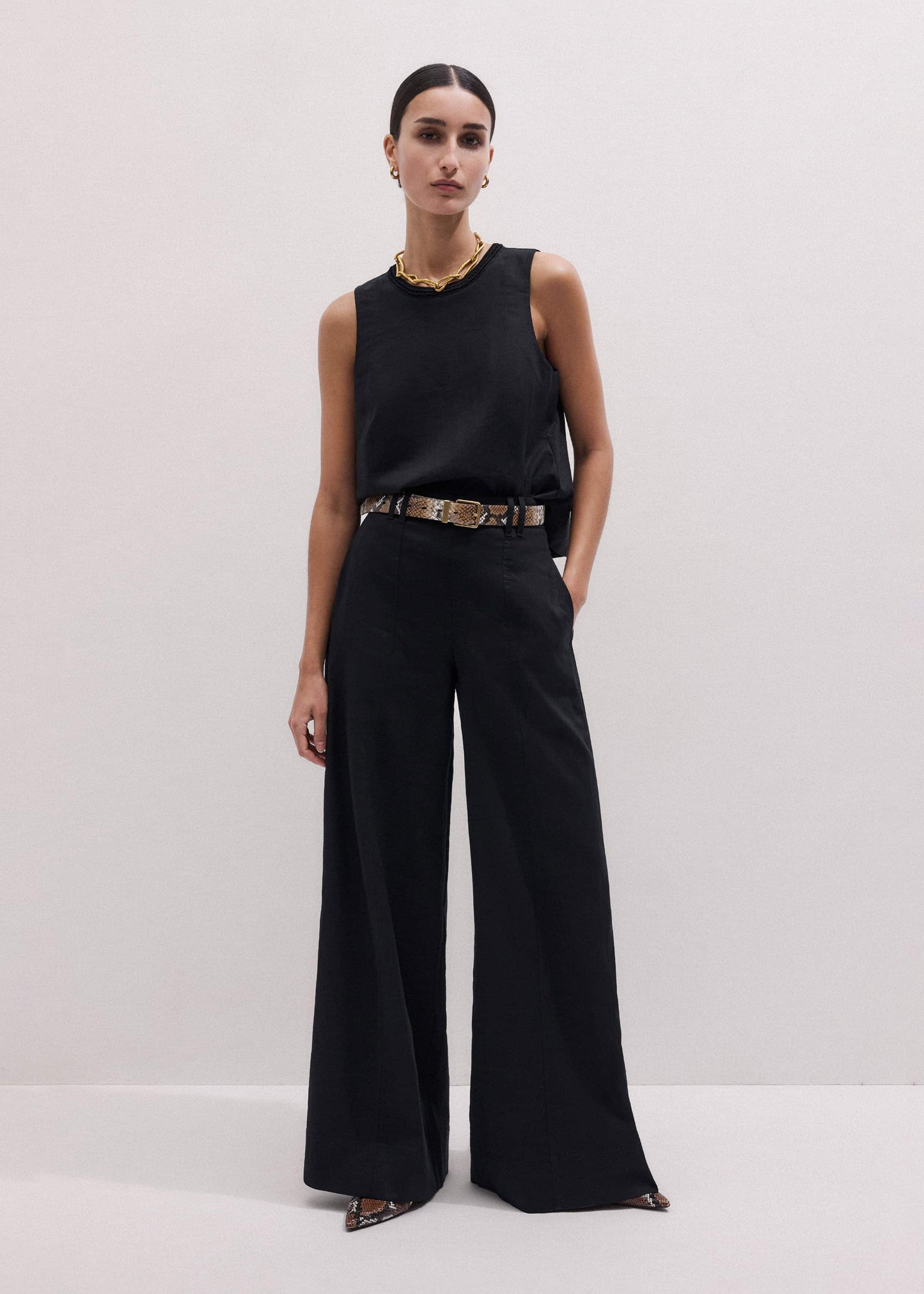 ME and EM Clothing Black Wide-Leg Pant
