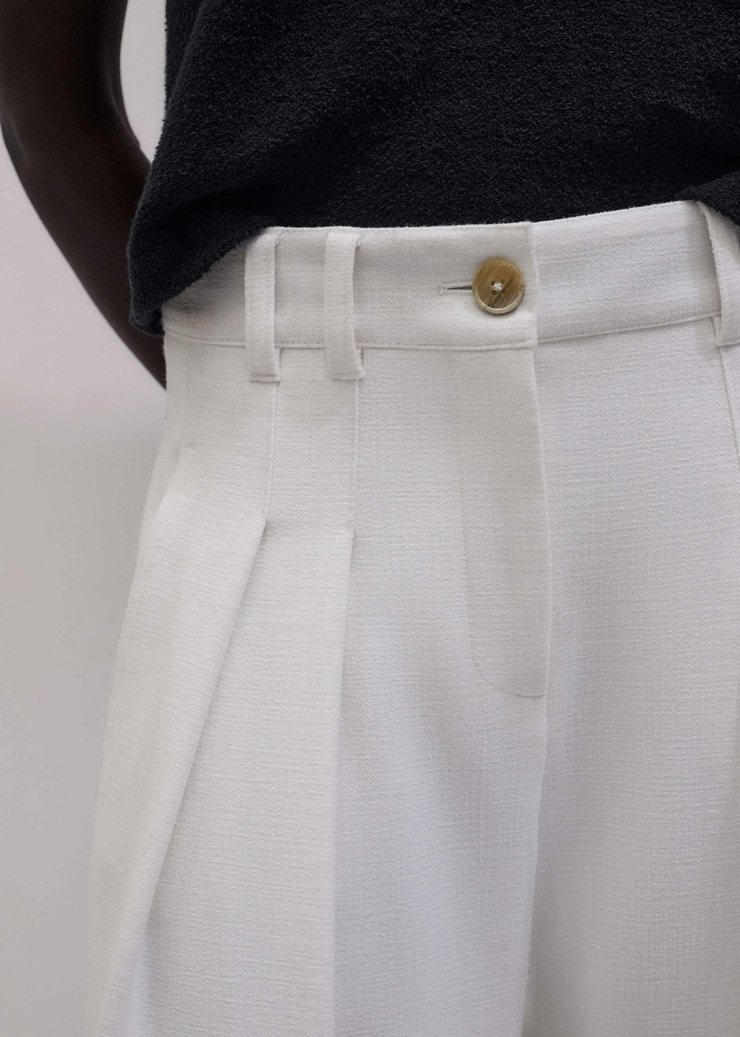 ME and EM Clothing Ivory Double Pleat Wide-Leg Pant