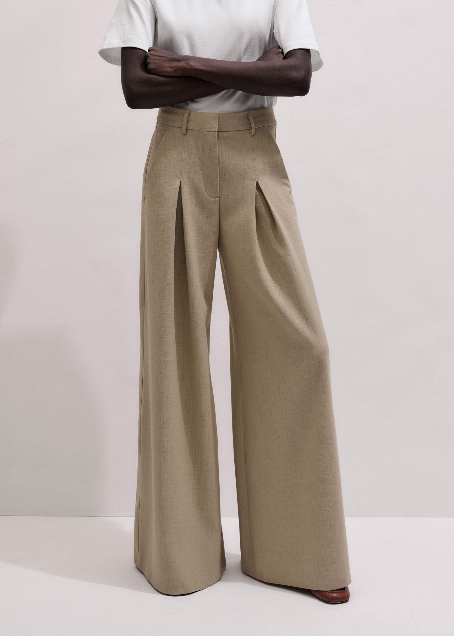 ME and EM Clothing Sand Very Wide-Leg Pant