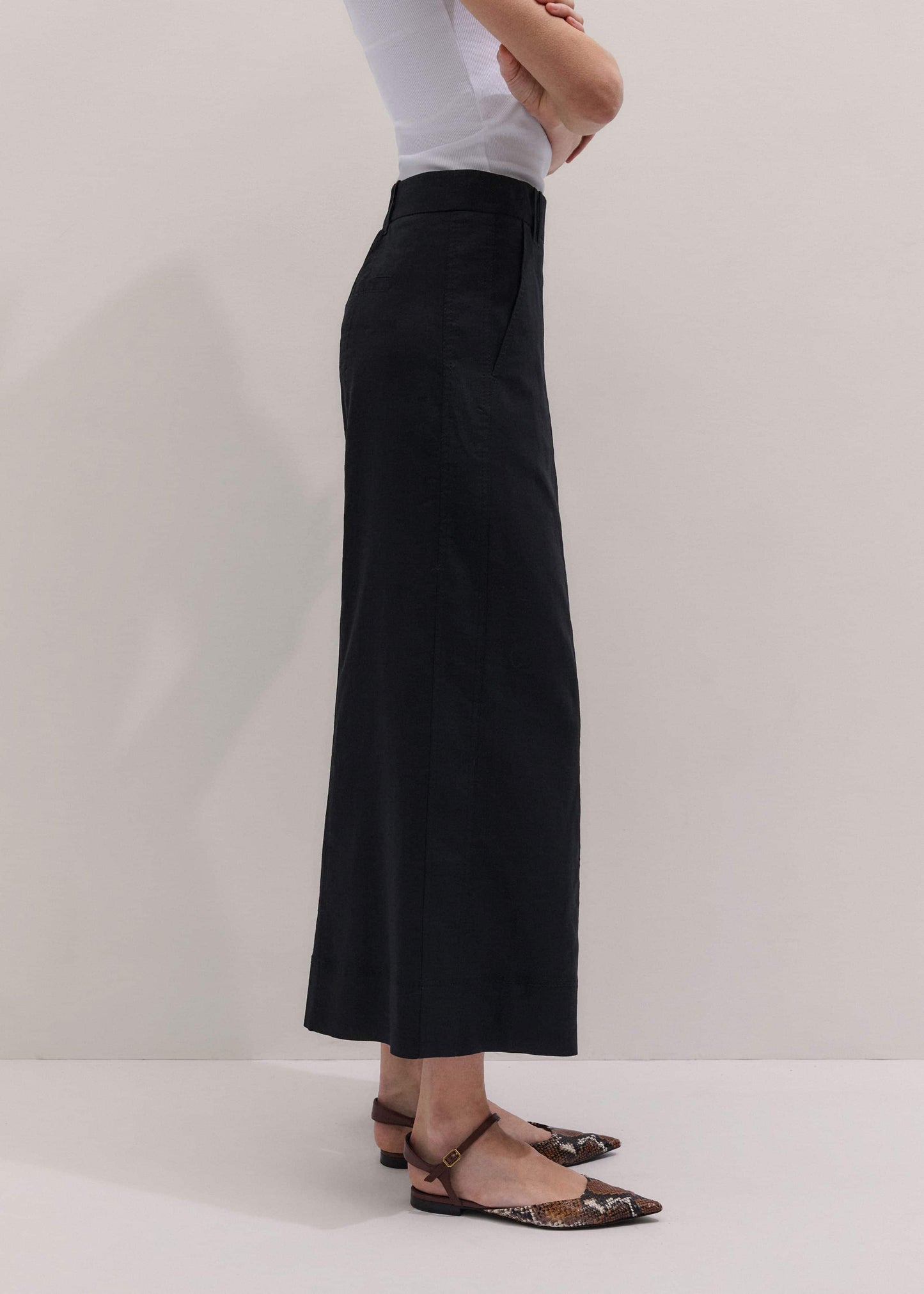 ME and EM Clothing Black Crop Wide-Leg Pant