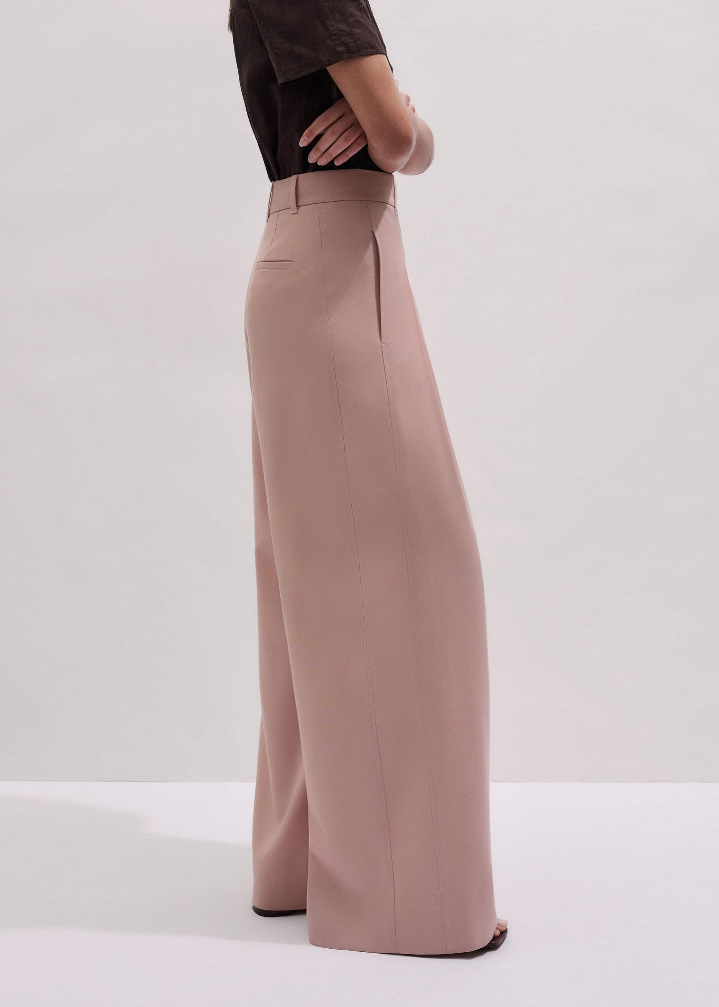 ME and EM Clothing Pink Pleat Wide-Leg Pant