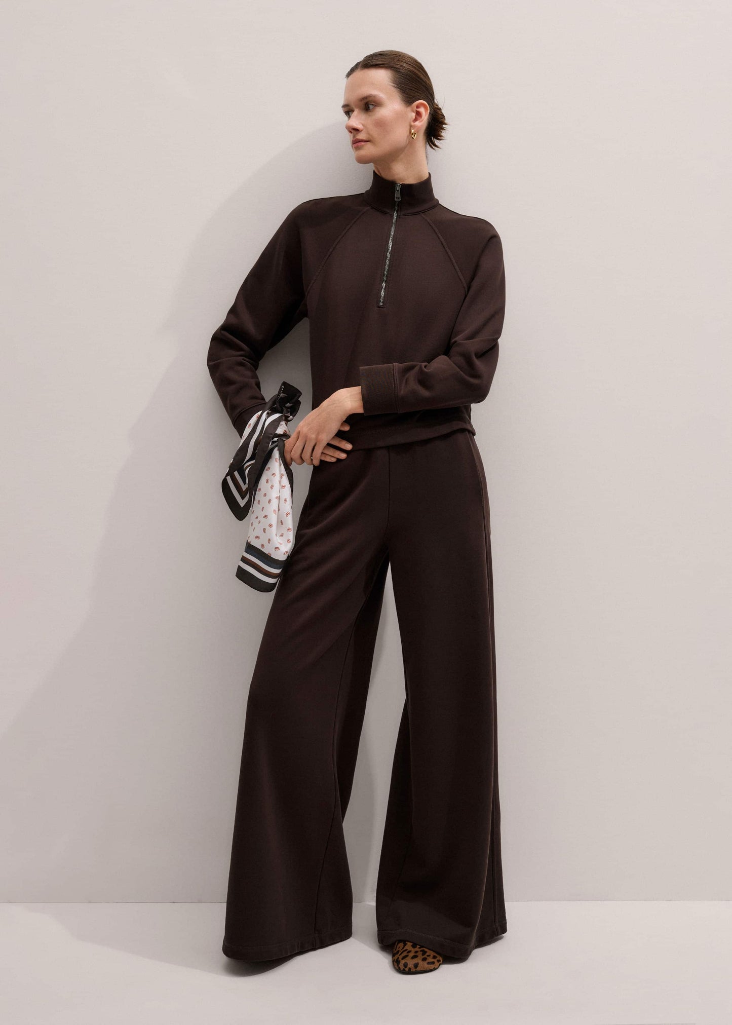 ME and EM Clothing Brown Sweatshirt Wide-Leg Track Pant