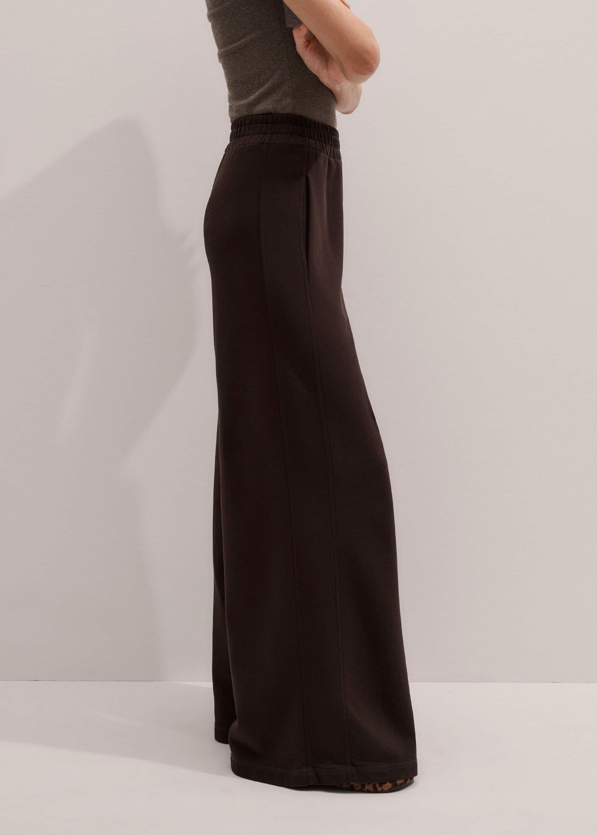 ME and EM Clothing Brown Sweatshirt Wide-Leg Track Pant