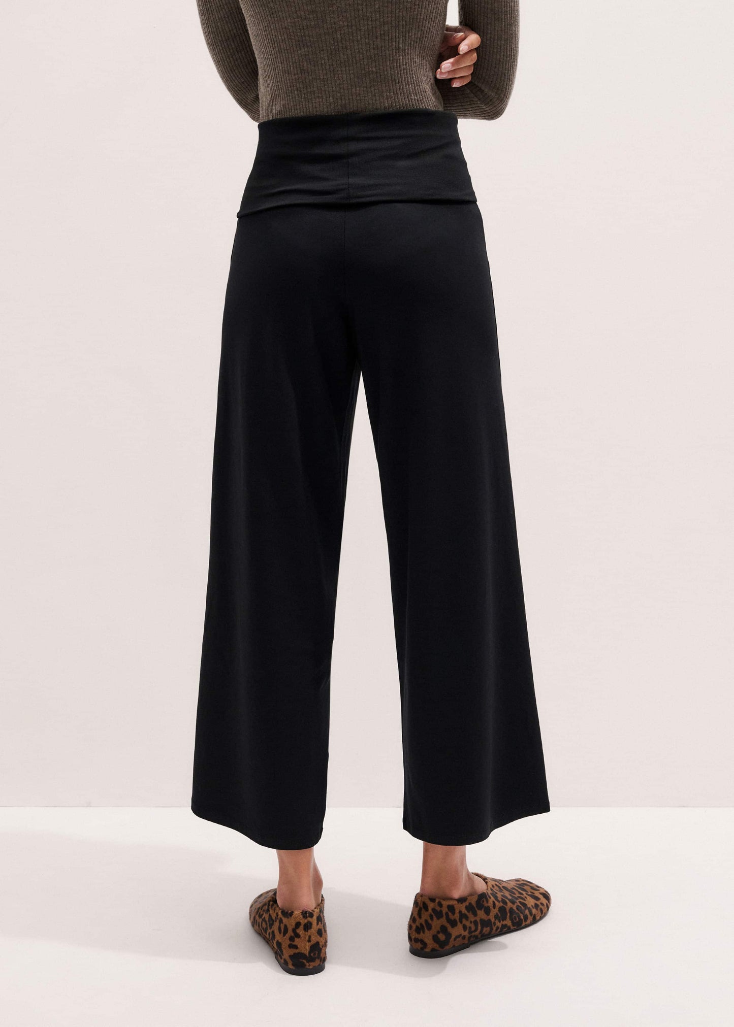 ME and EM Clothing Black Icon Crop Palazzo Pant
