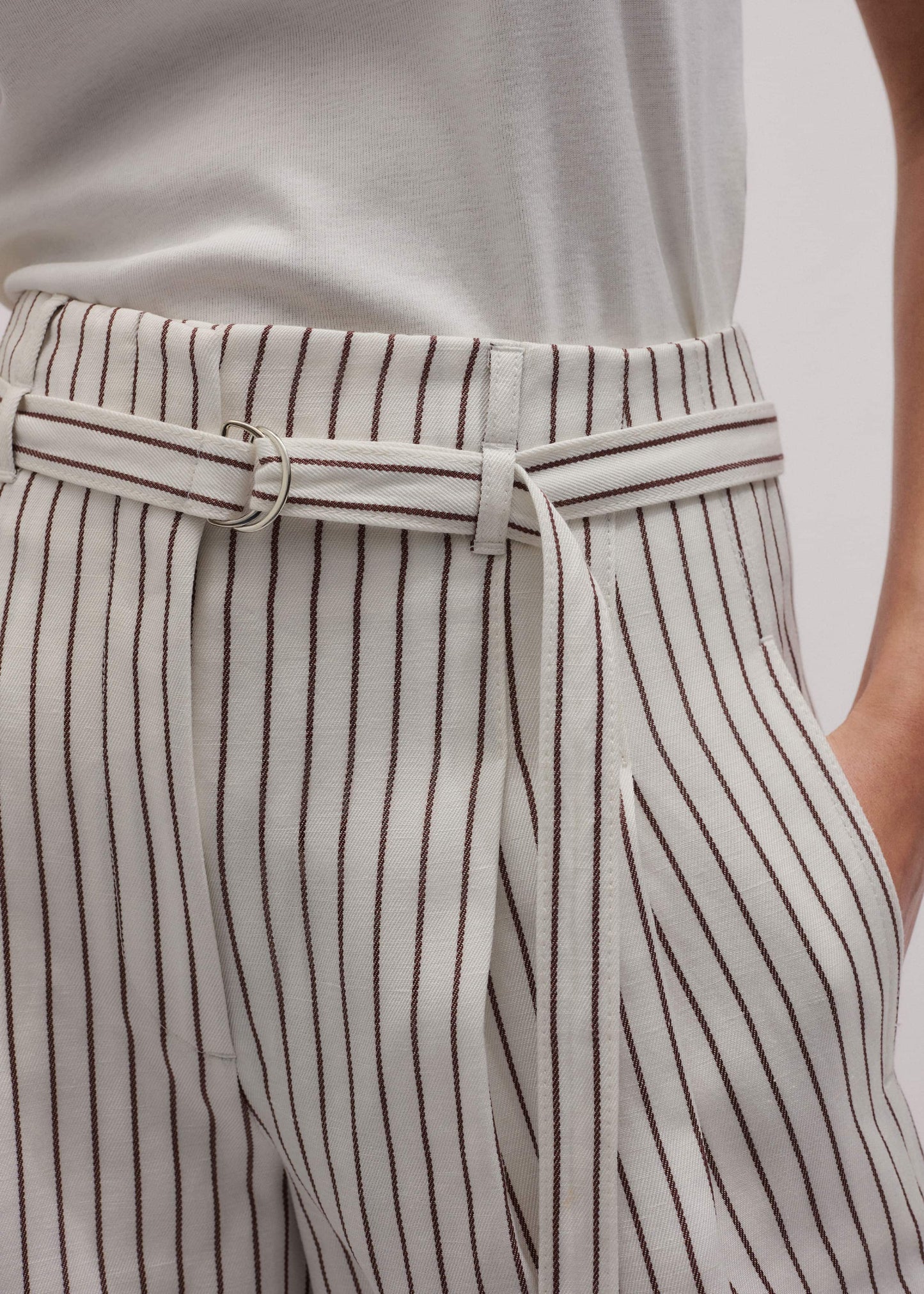 ME and EM Clothing Ivory Tailored Pleat Short