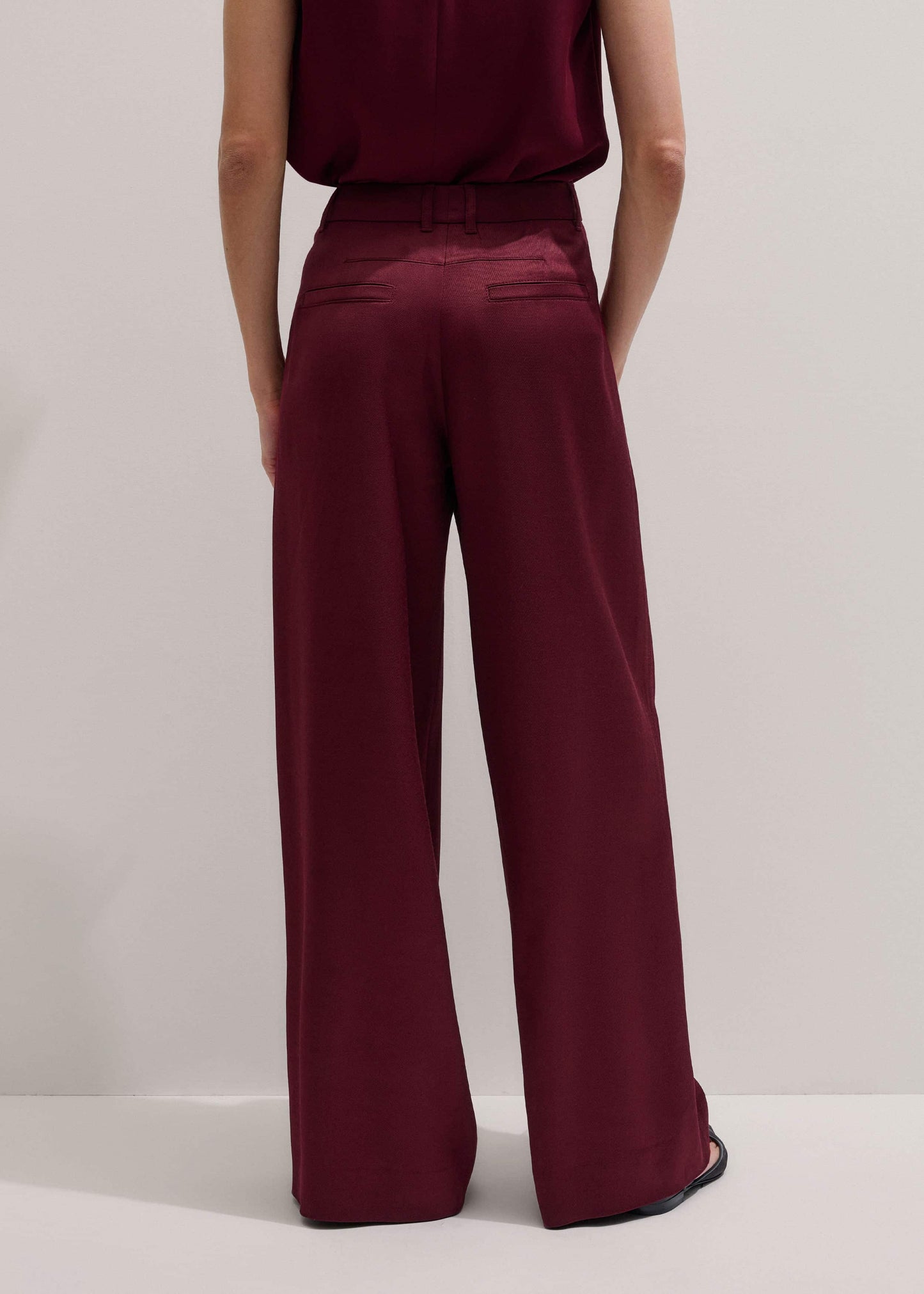 ME and EM Clothing Red Wool Event Ready Pleat Straight-Leg Pant
