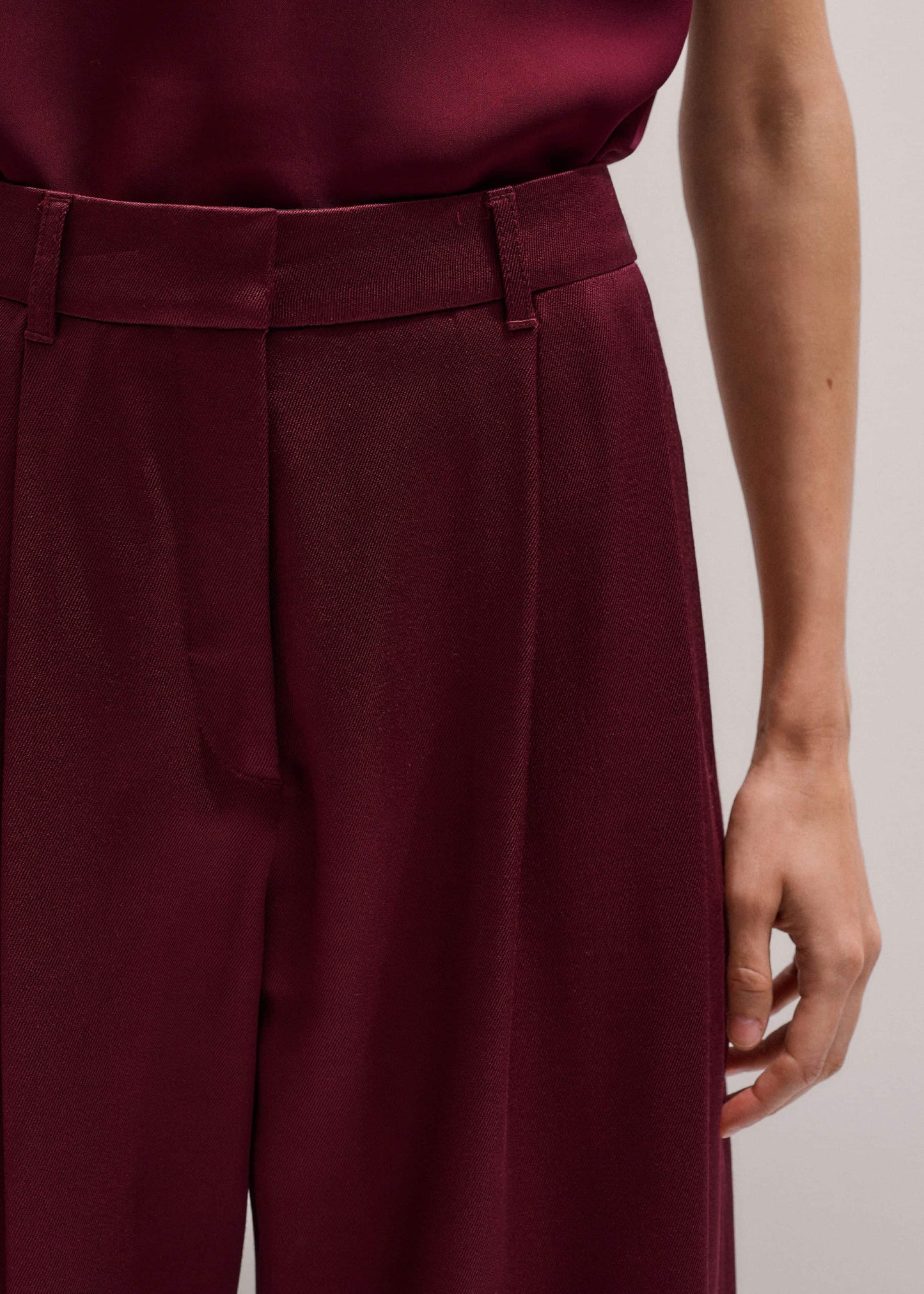 ME and EM Clothing Red Wool Event Ready Pleat Straight-Leg Pant