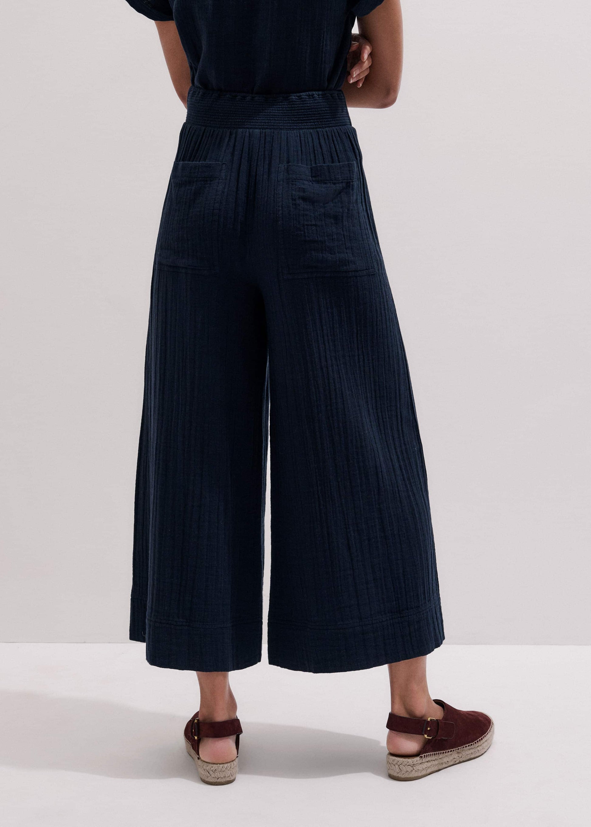 ME and EM Clothing Navy Cheesecloth Cropped Wide-Leg Pant