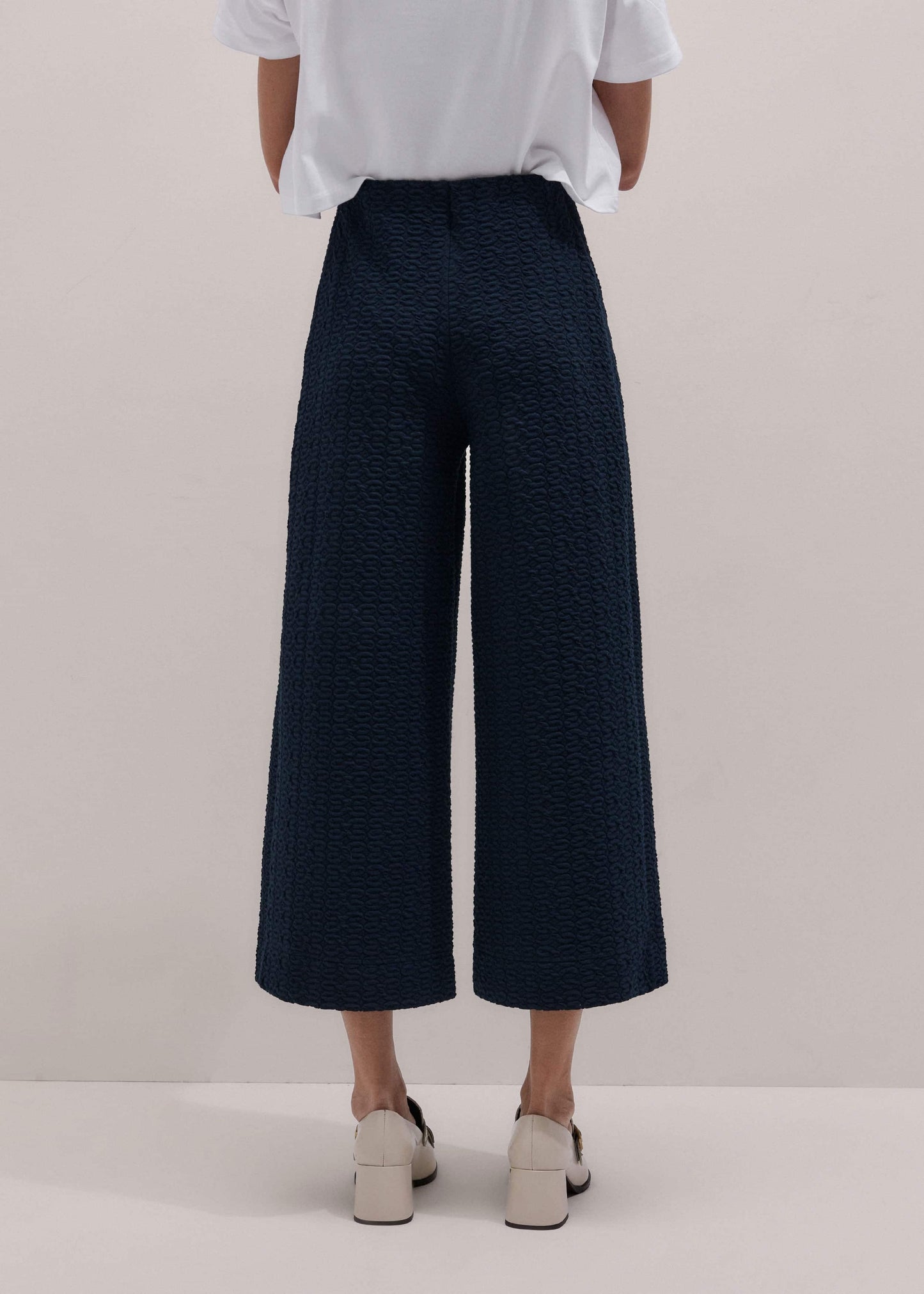 ME and EM Clothing Navy Curling Cross Jacquard Cropped Pant