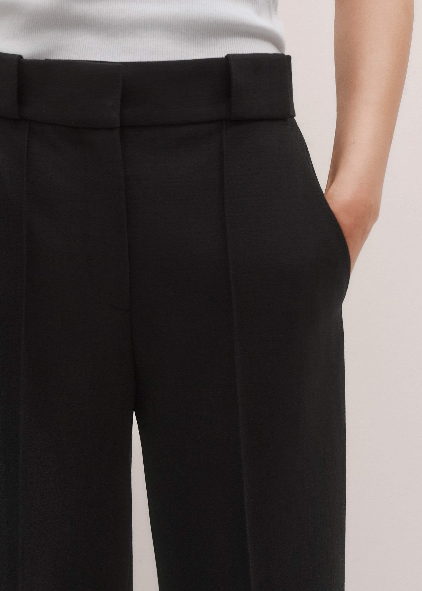 ME and EM Clothing Black Straight Crop Pant