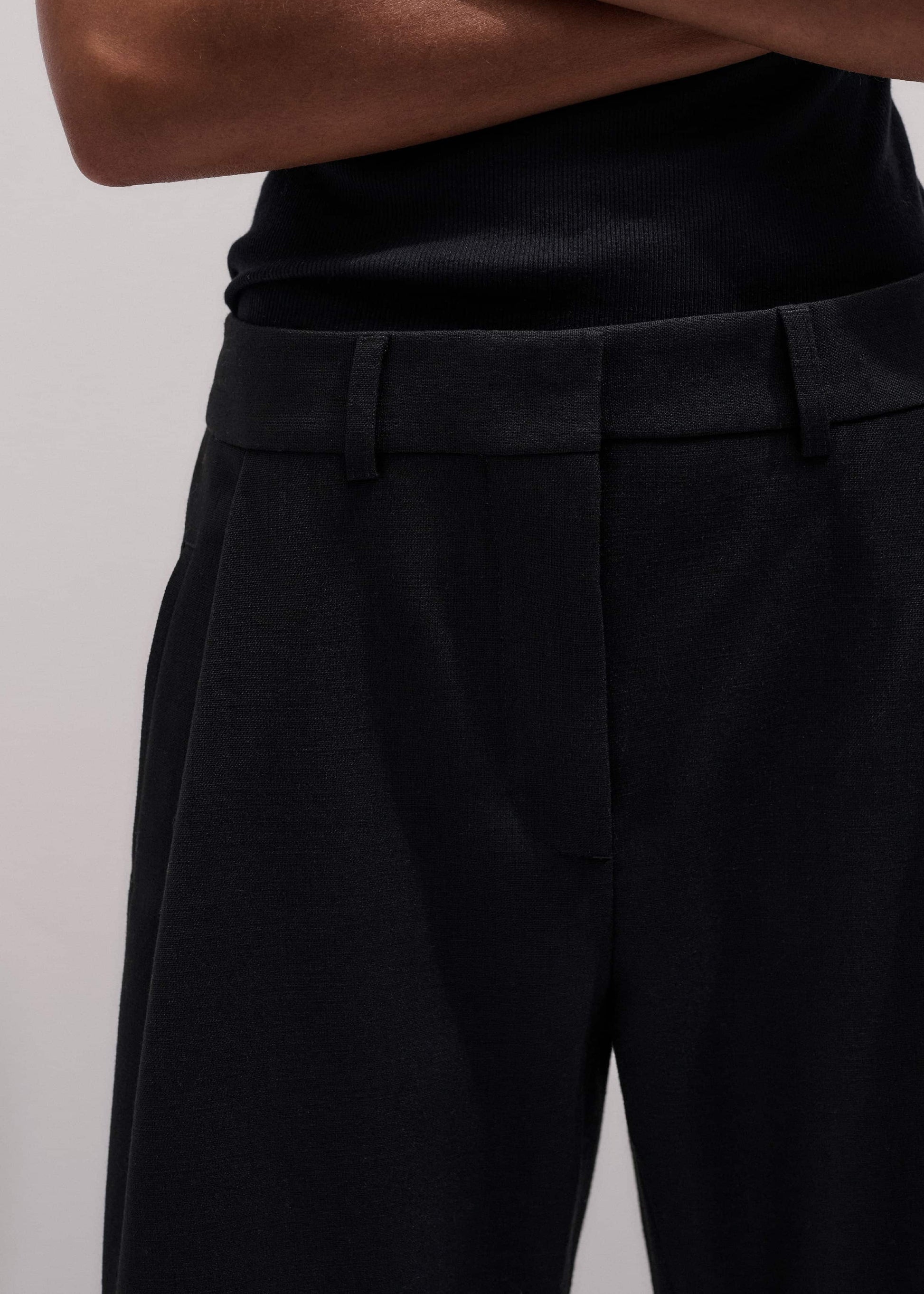 ME and EM Clothing Black Clever Tapered Pant
