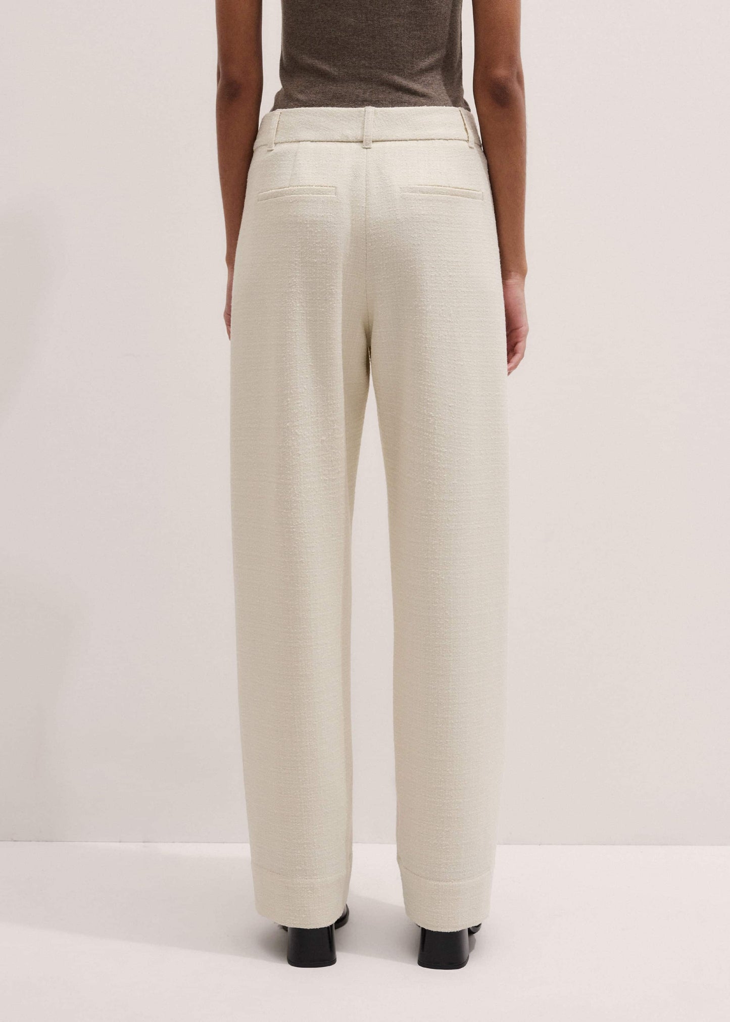 ME and EM Clothing Ivory Clever Tapered Pant