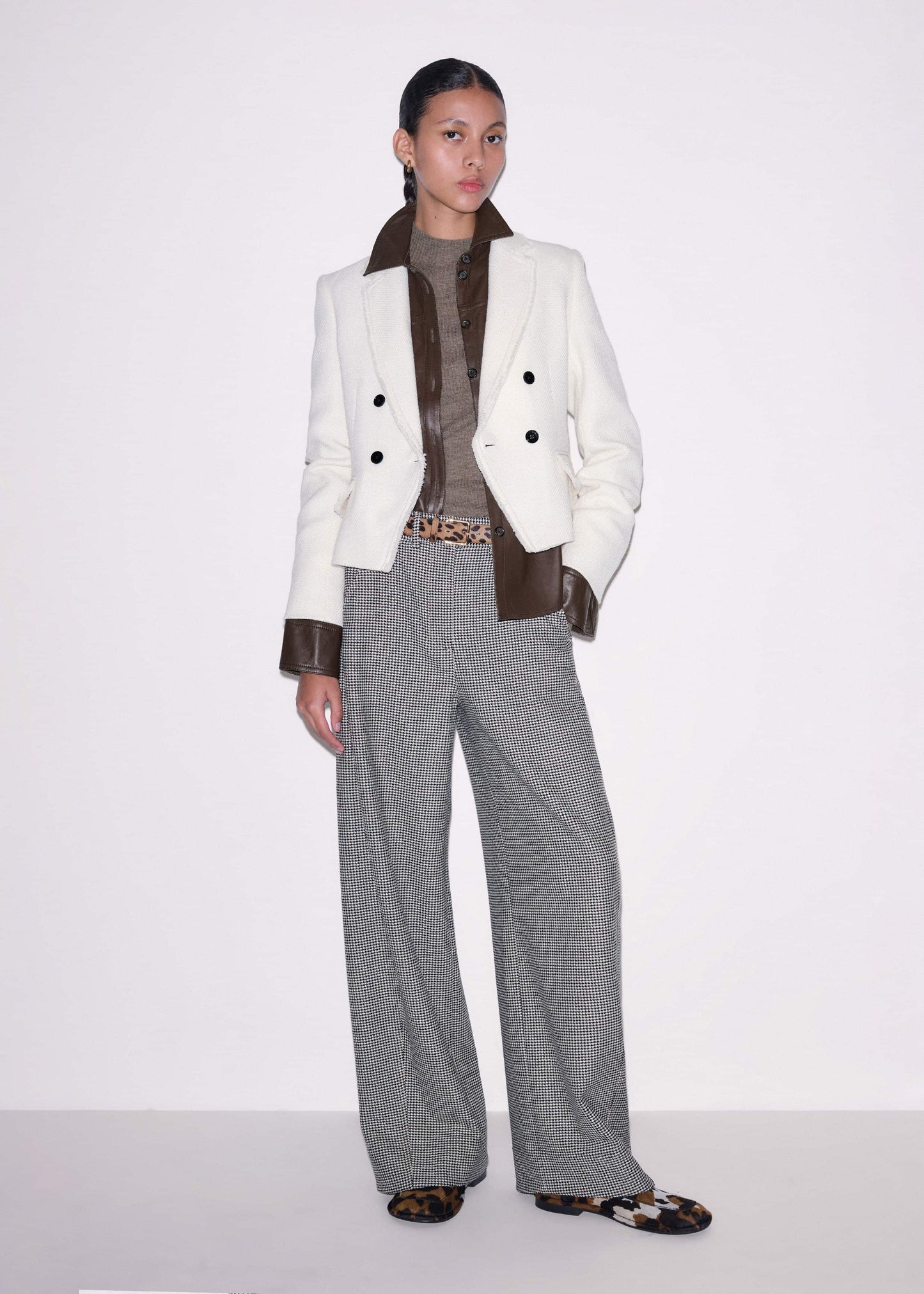 ME and EM Clothing Ivory Houndstooth Extreme Tapered Pant