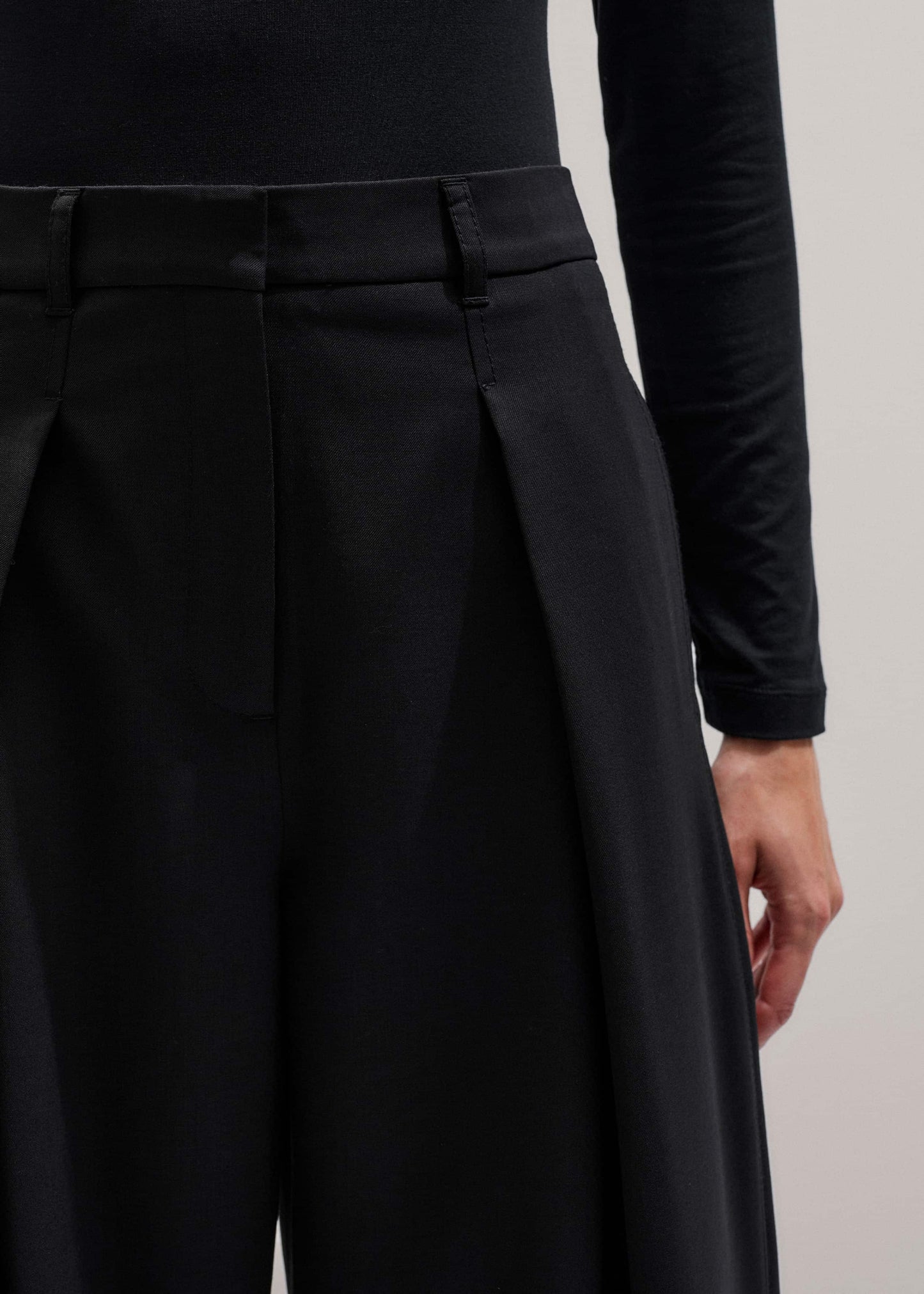 ME and EM Clothing Black Wool Exaggerated Tapered Pleat Pant