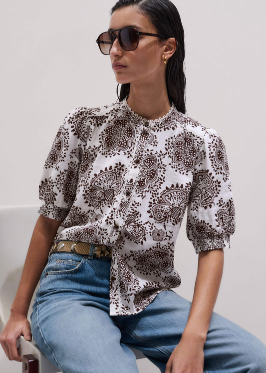 ME and EM Clothing White Cheesecloth In-Full-Bloom Print Straight Blouse