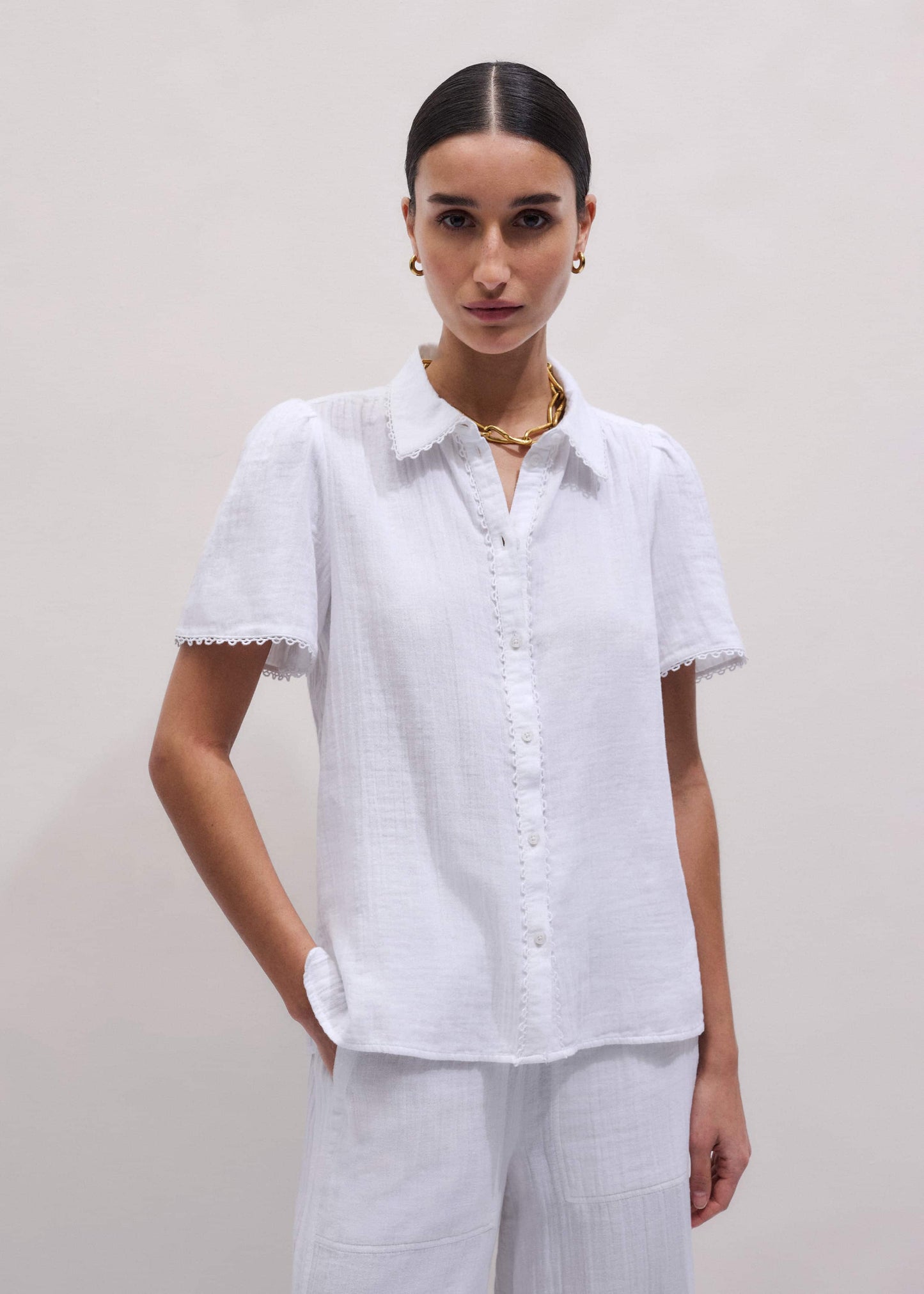 ME and EM Clothing White Cheesecloth Trim Detail Blouse