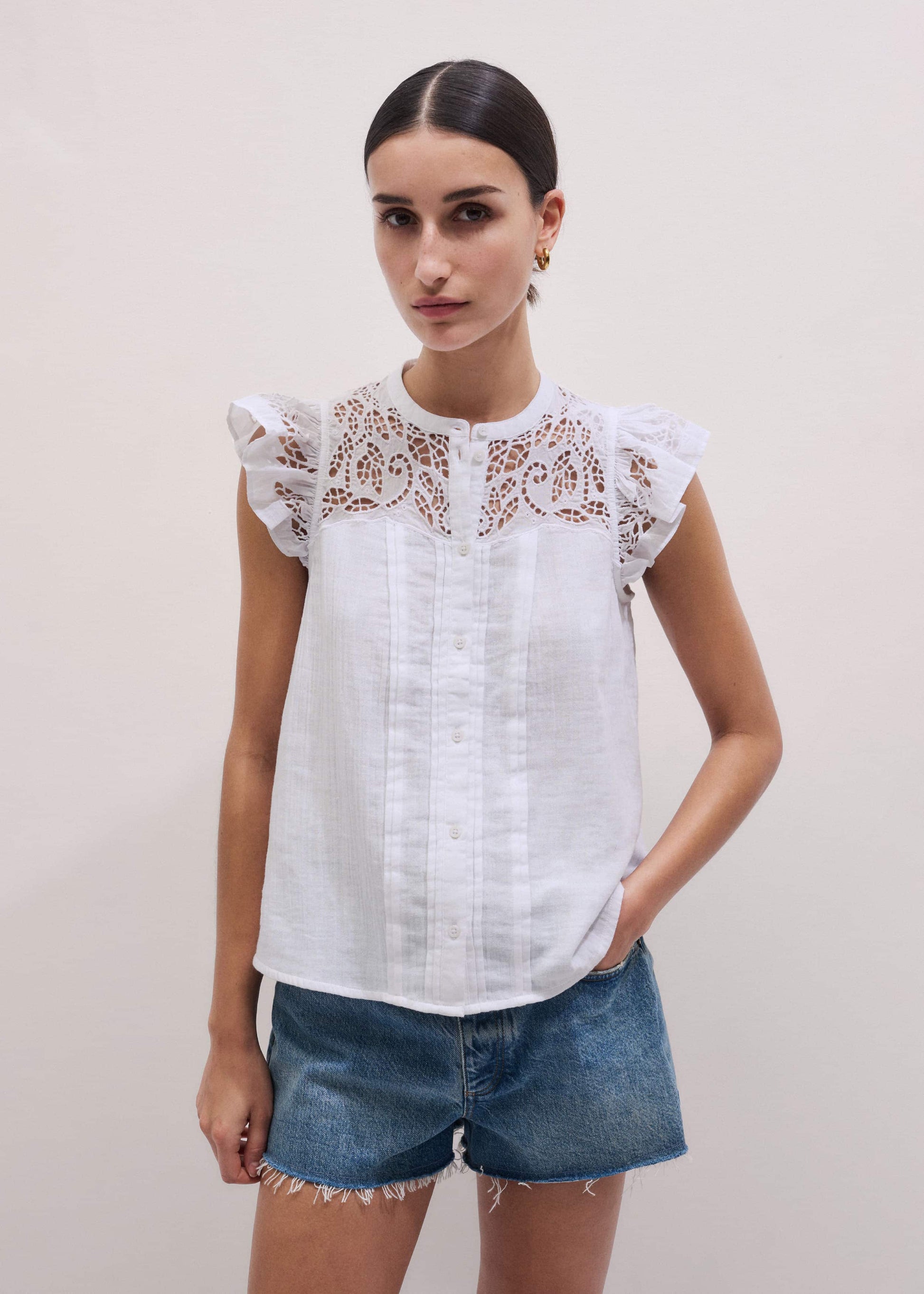 ME and EM Clothing White Cheesecloth Embroidered Swing Top
