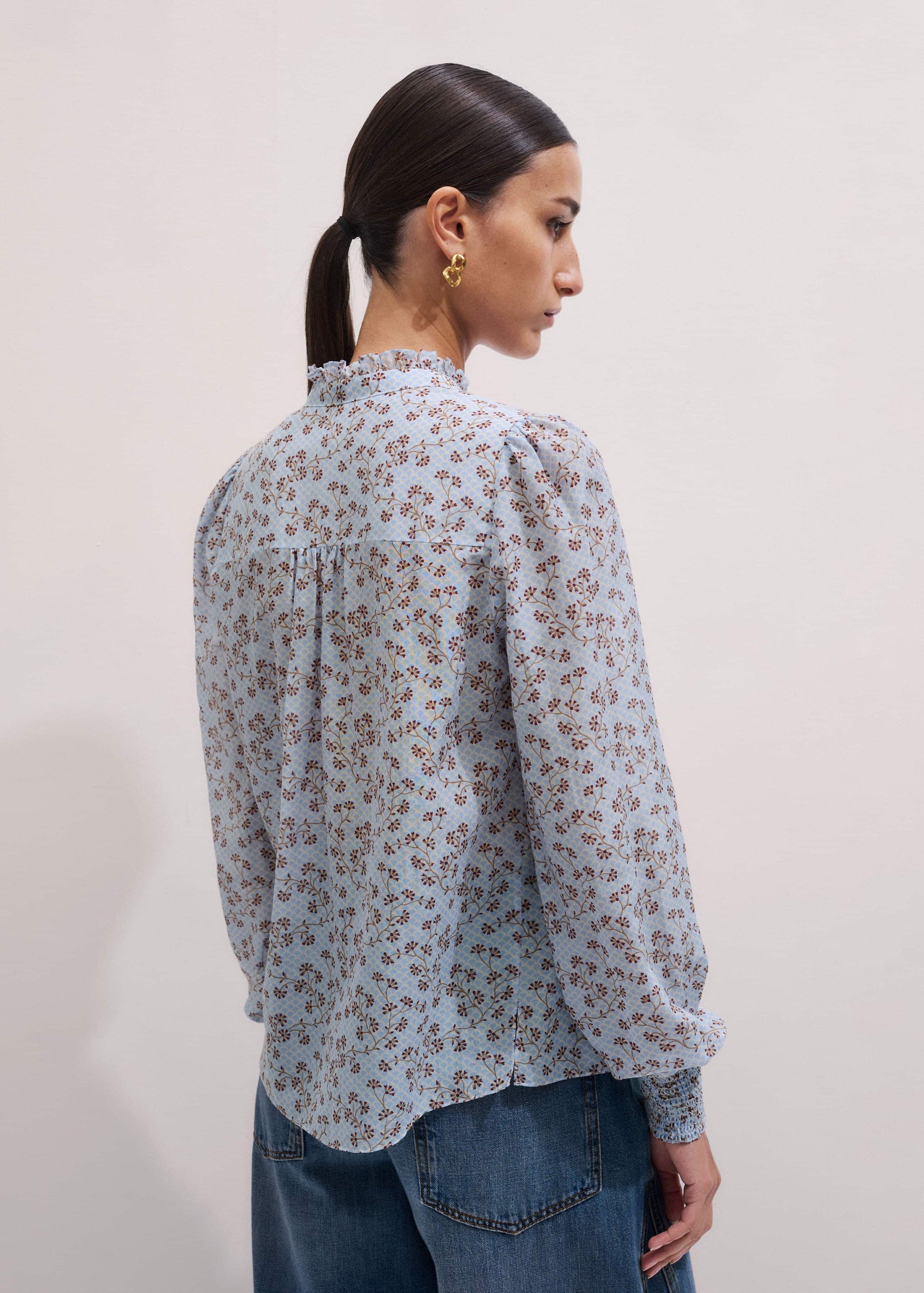 ME and EM Clothing Blue Scallop Daisy Print Trim Detail Blouse + Tie