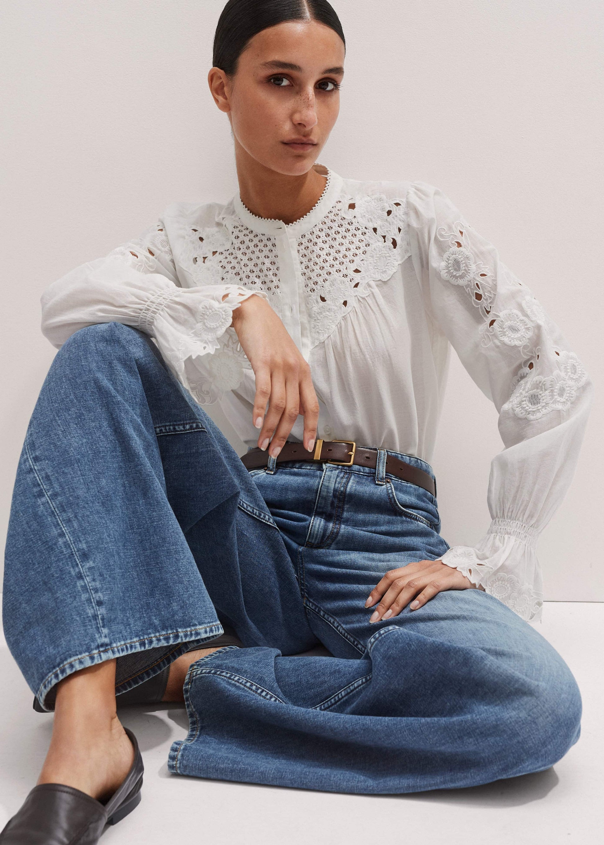 ME and EM Clothing White Floral Embroidery Blouse