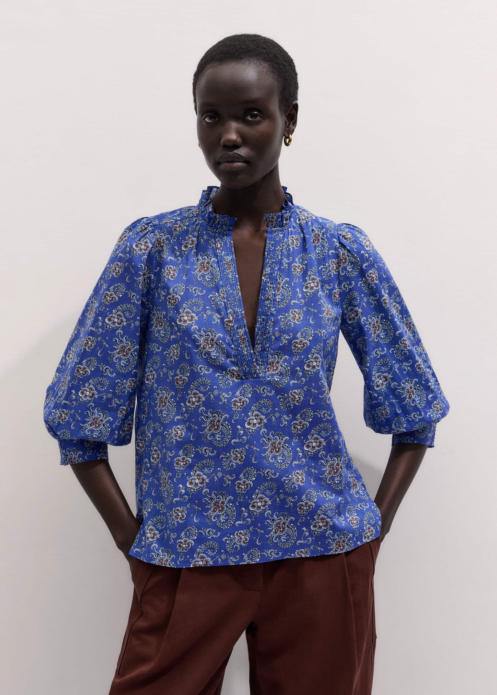 ME and EM Clothing Blue Paisley Print Straight Blouse