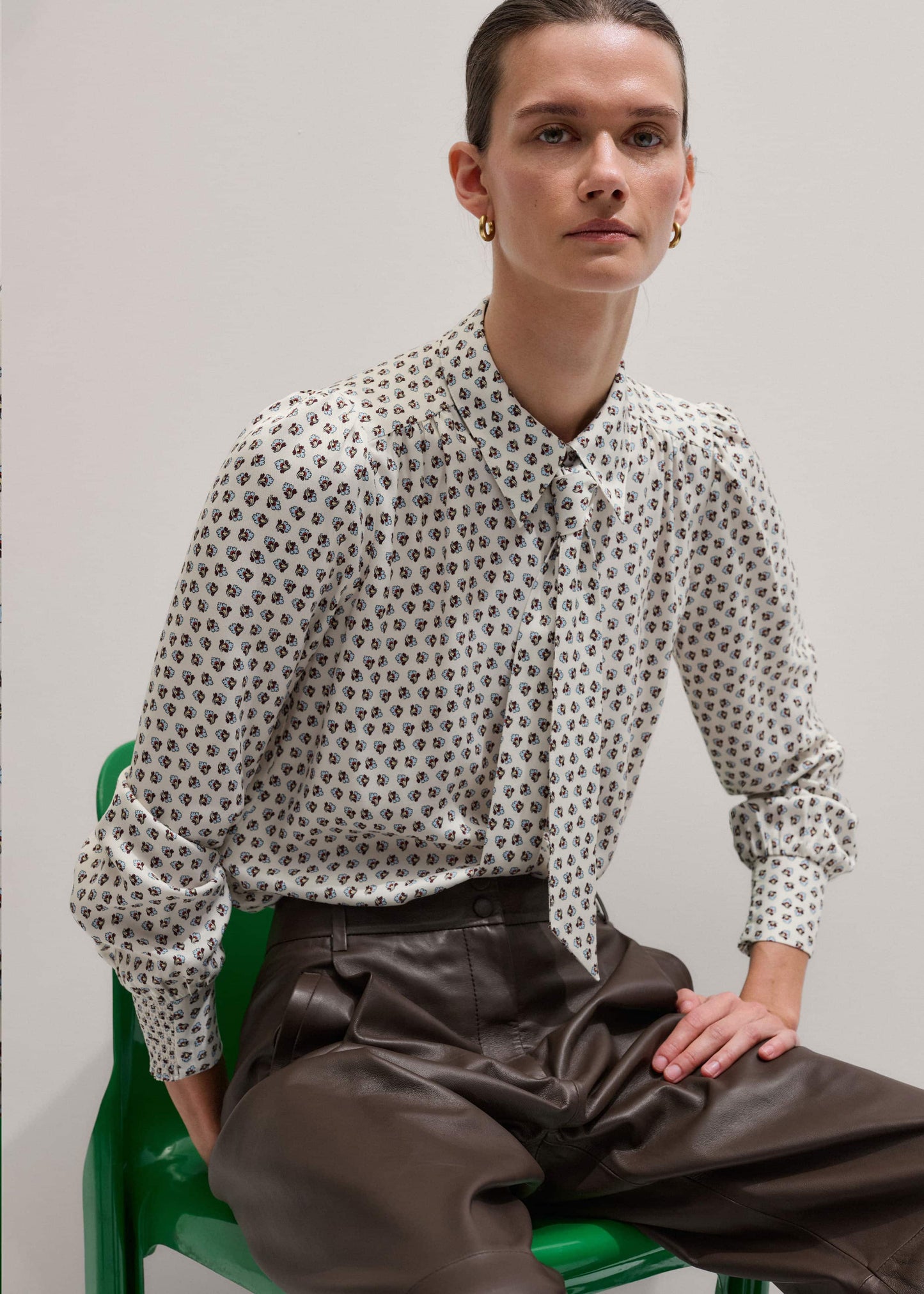 ME and EM Clothing Cream Micro Paisley Print Blouse + Tie