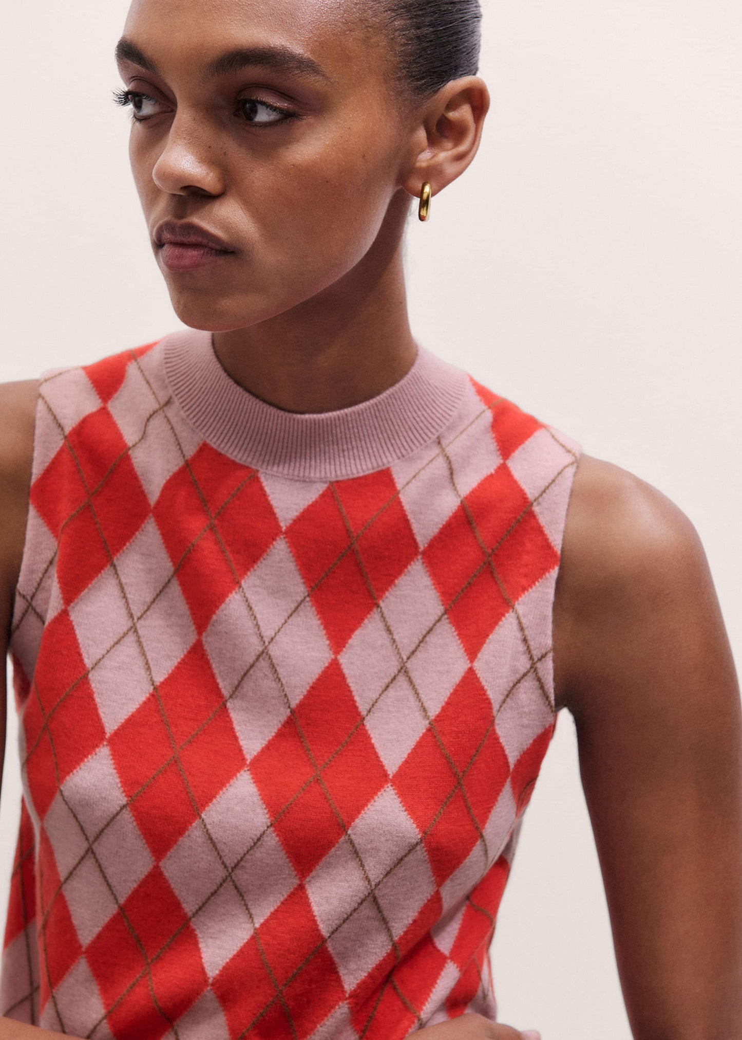 ME and EM Clothing Pink Fine Argyle Slim Knit Vest