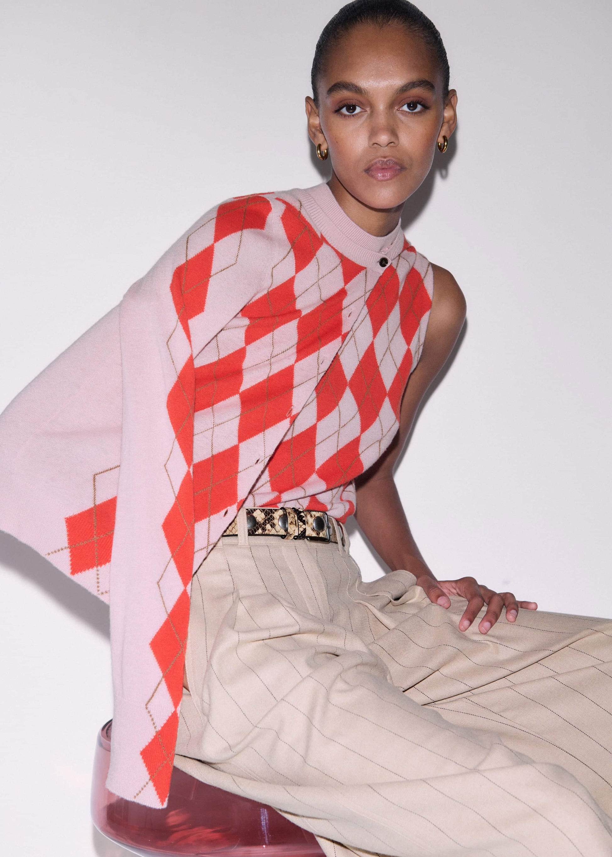 ME and EM Clothing Pink Fine Argyle Slim Knit Vest