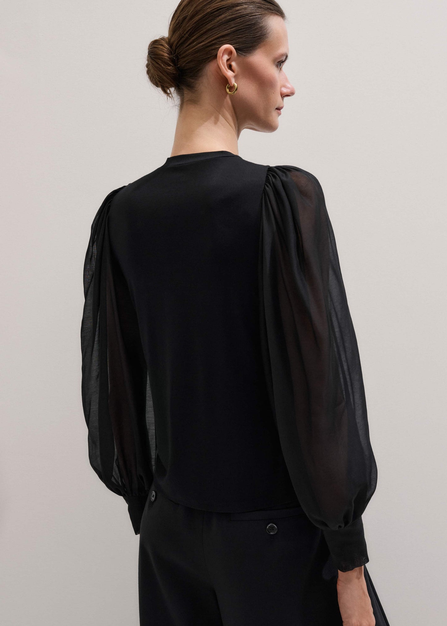 ME and EM Clothing Black Balloon Sleeve Slim Layering Top