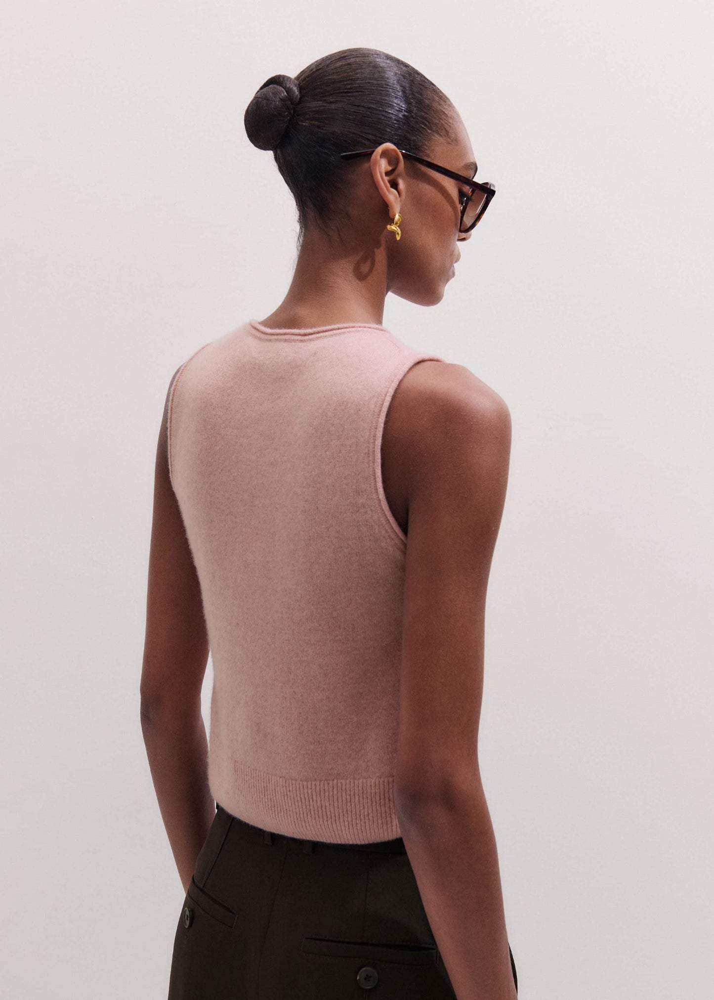ME and EM Clothing Pink Cashmere Roll Trim Knit Sweater Vest