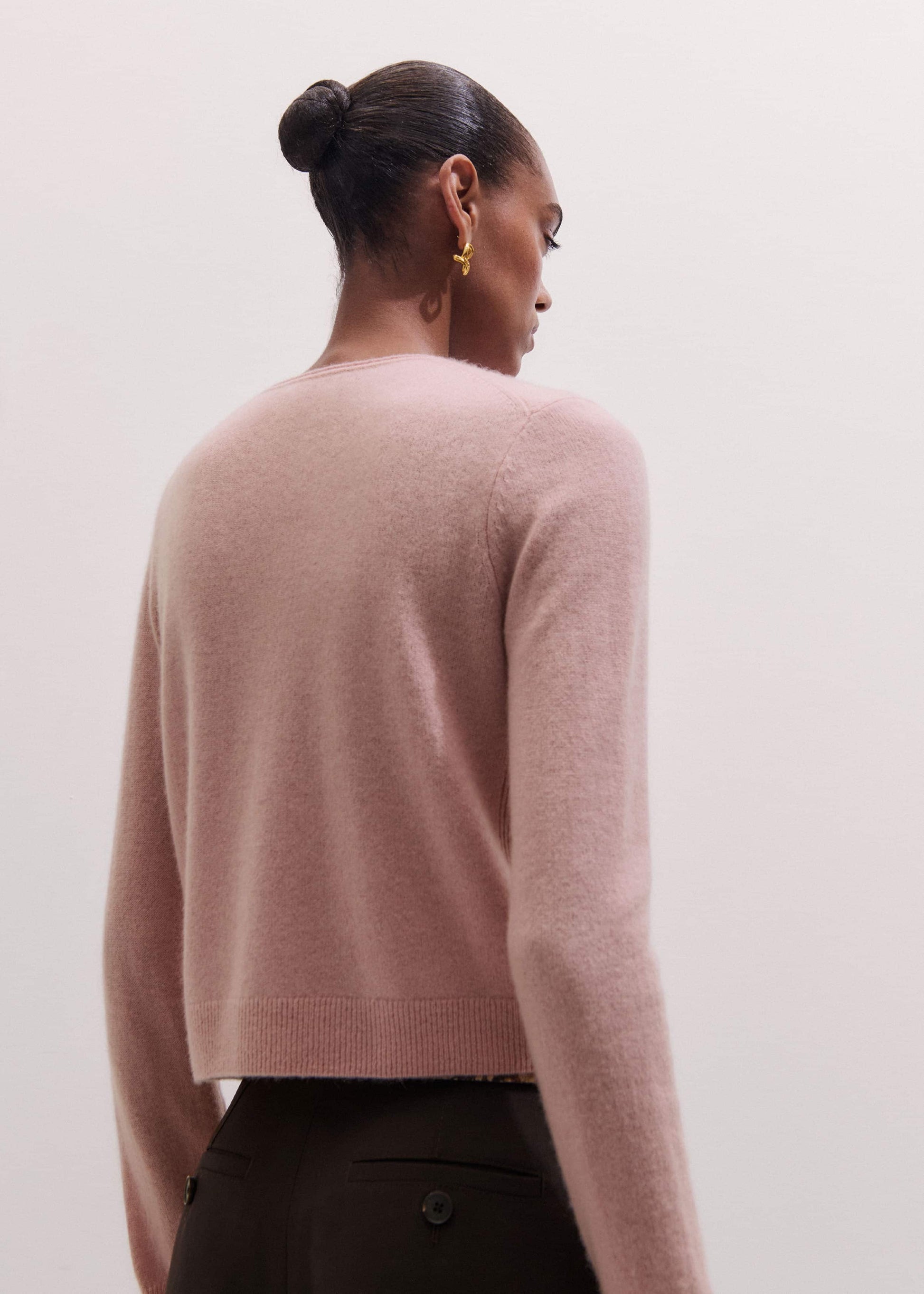 ME and EM Clothing Pink Cashmere Roll Trim Straight Cardigan