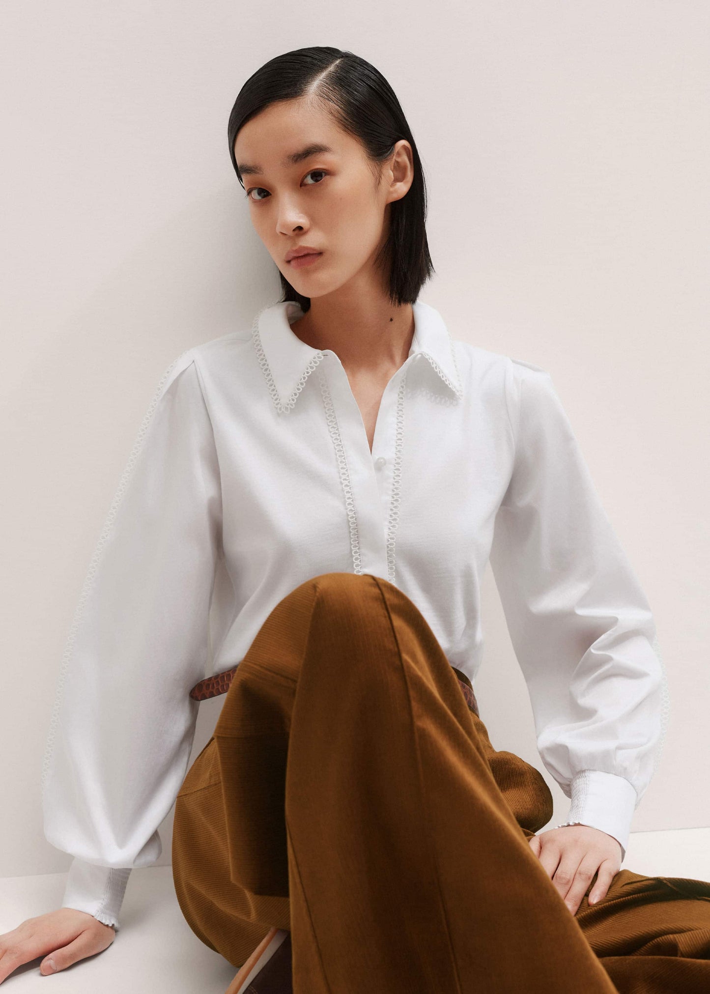 ME and EM Clothing White Collared Layering Top