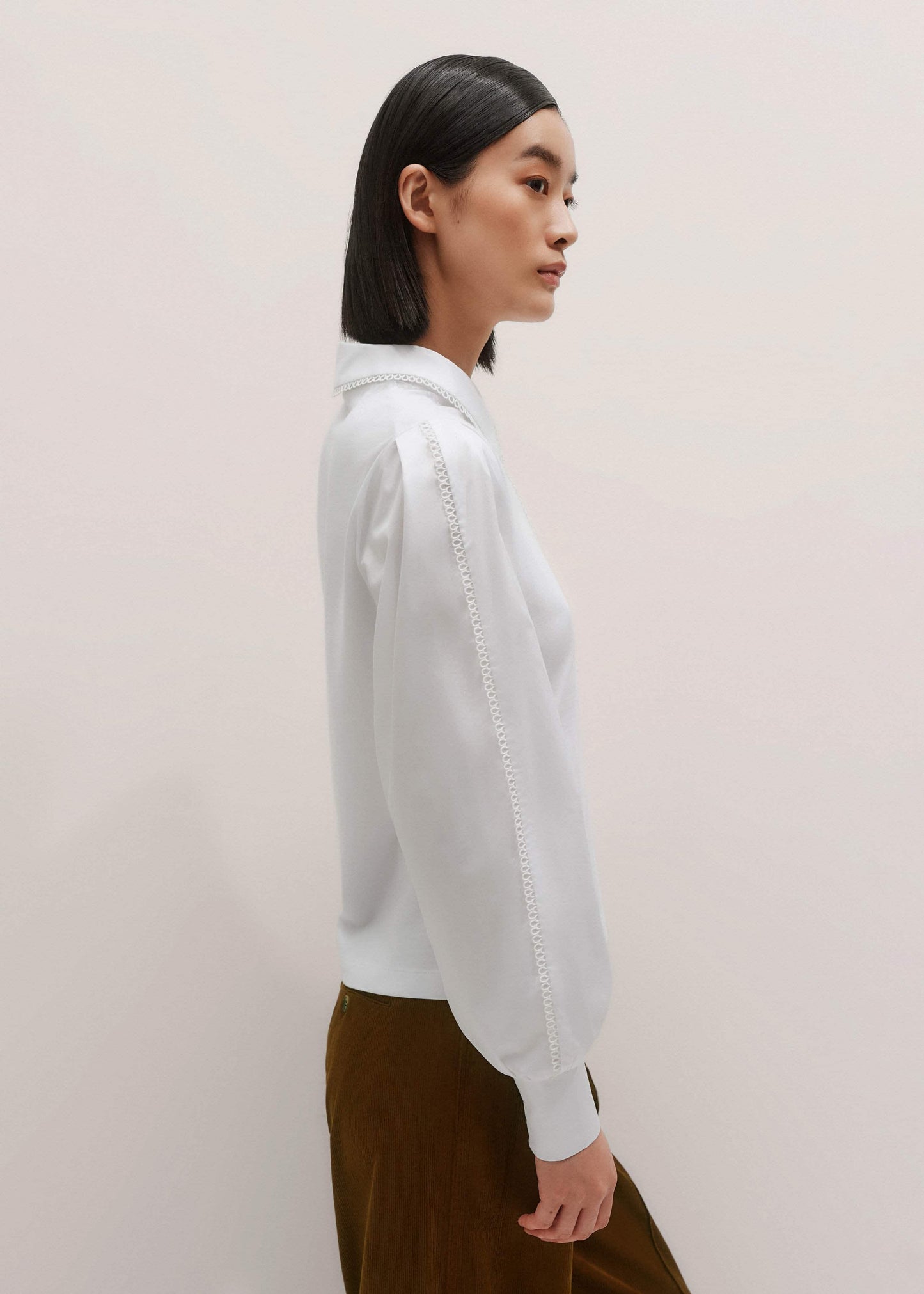 ME and EM Clothing White Collared Layering Top