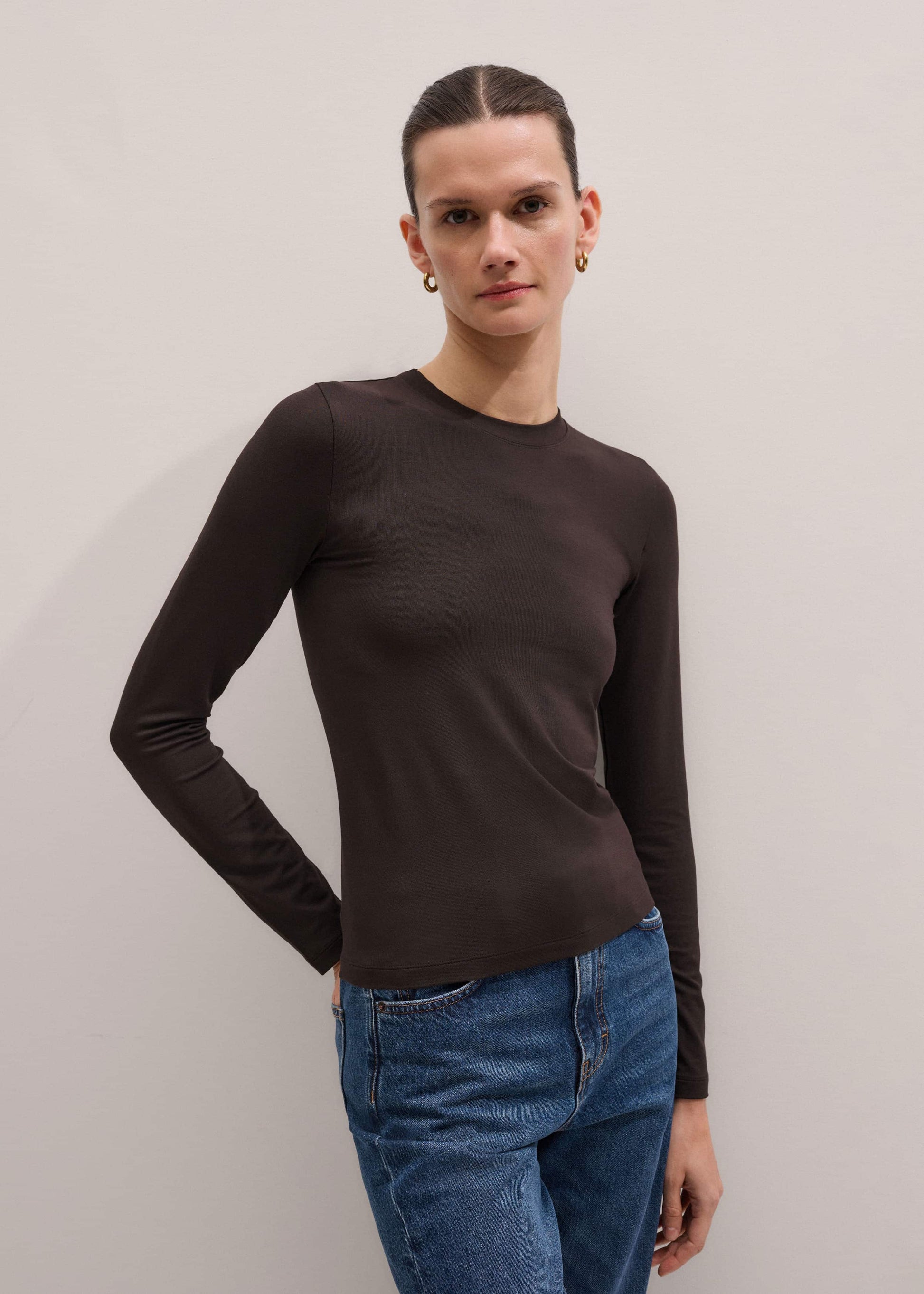 ME and EM Clothing Brown Slim Crew Neck Top