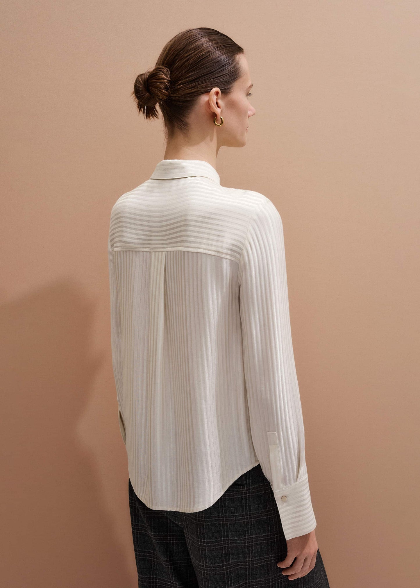 ME and EM Clothing Cream AM-PM Stripe Fluid Satin Shirt + Tie