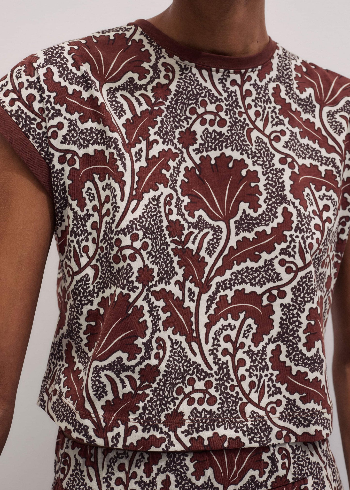 ME and EM Clothing Cinnamon Rising Wildflowers Relaxed Crop Tee