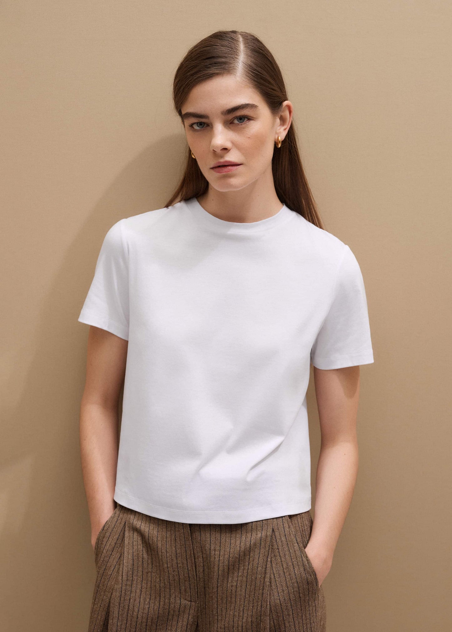 ME and EM Clothing White Under Suit Tailoring Tee