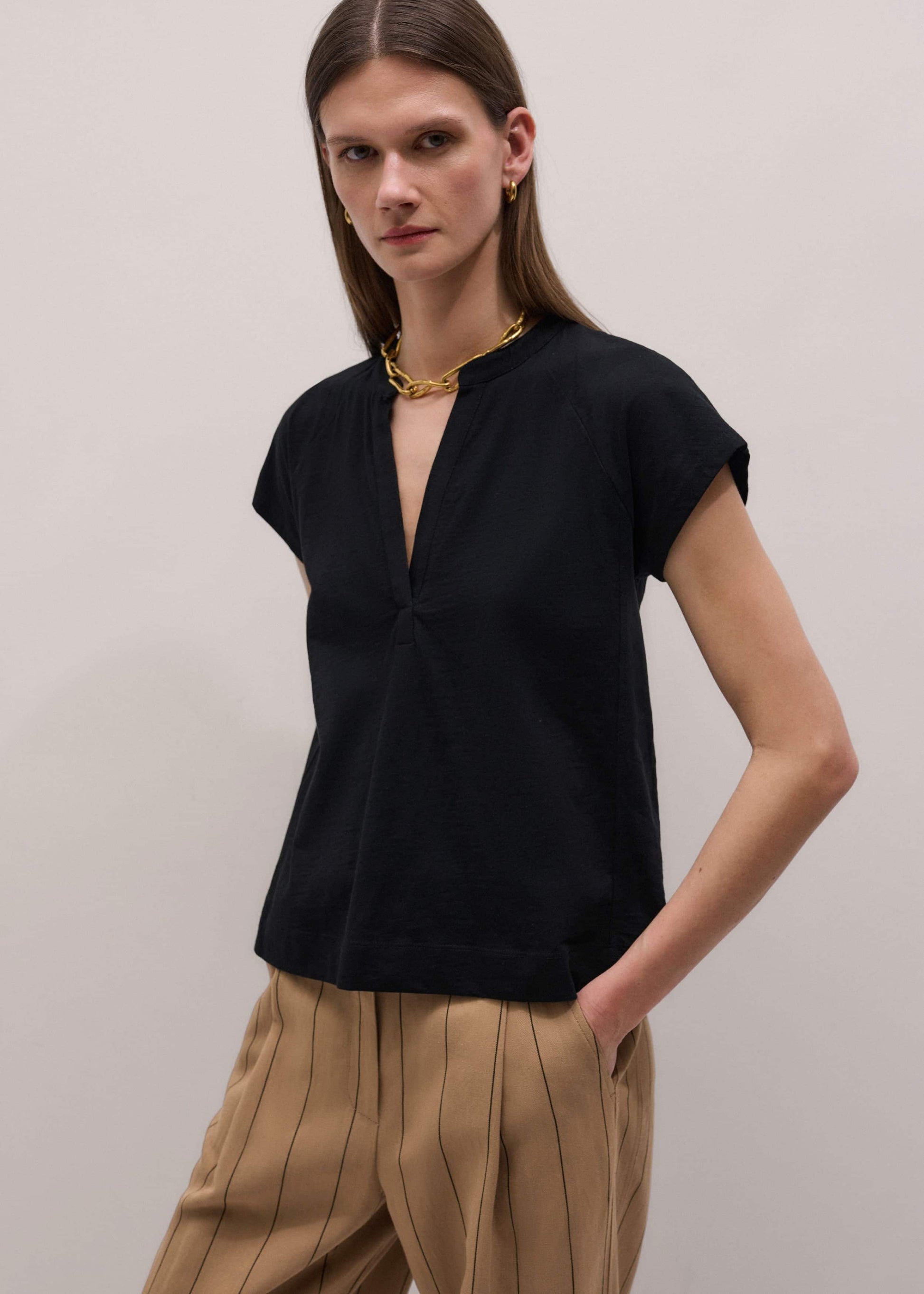 ME and EM Clothing Black Open Placket Swing Top