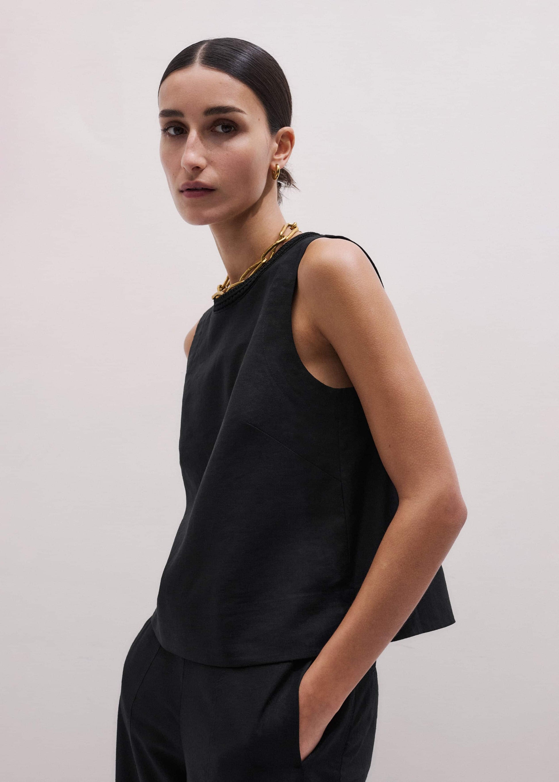 ME and EM Clothing Black Crochet Trim Crop Top
