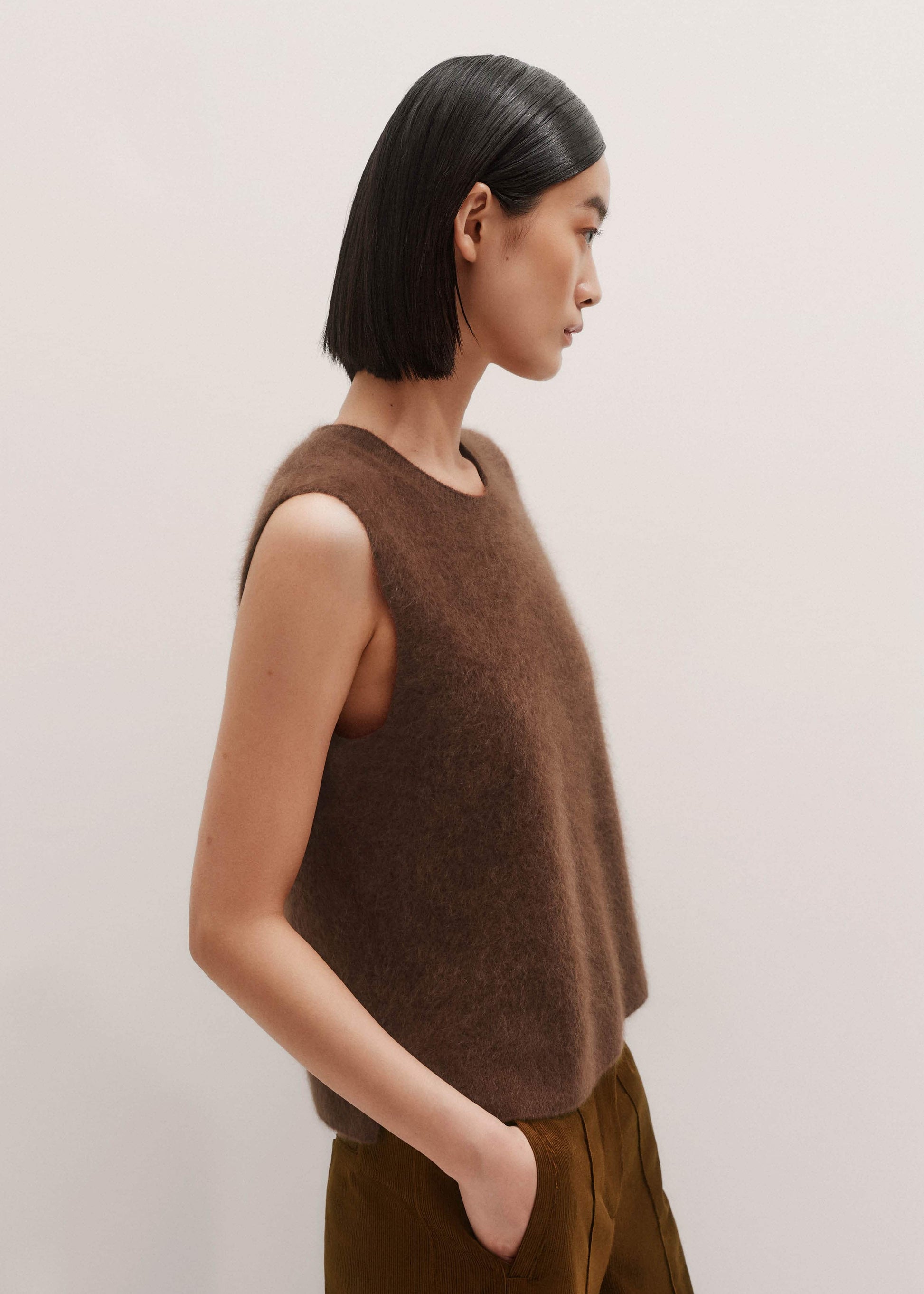 ME and EM Clothing Brown Straight Sweater Vest