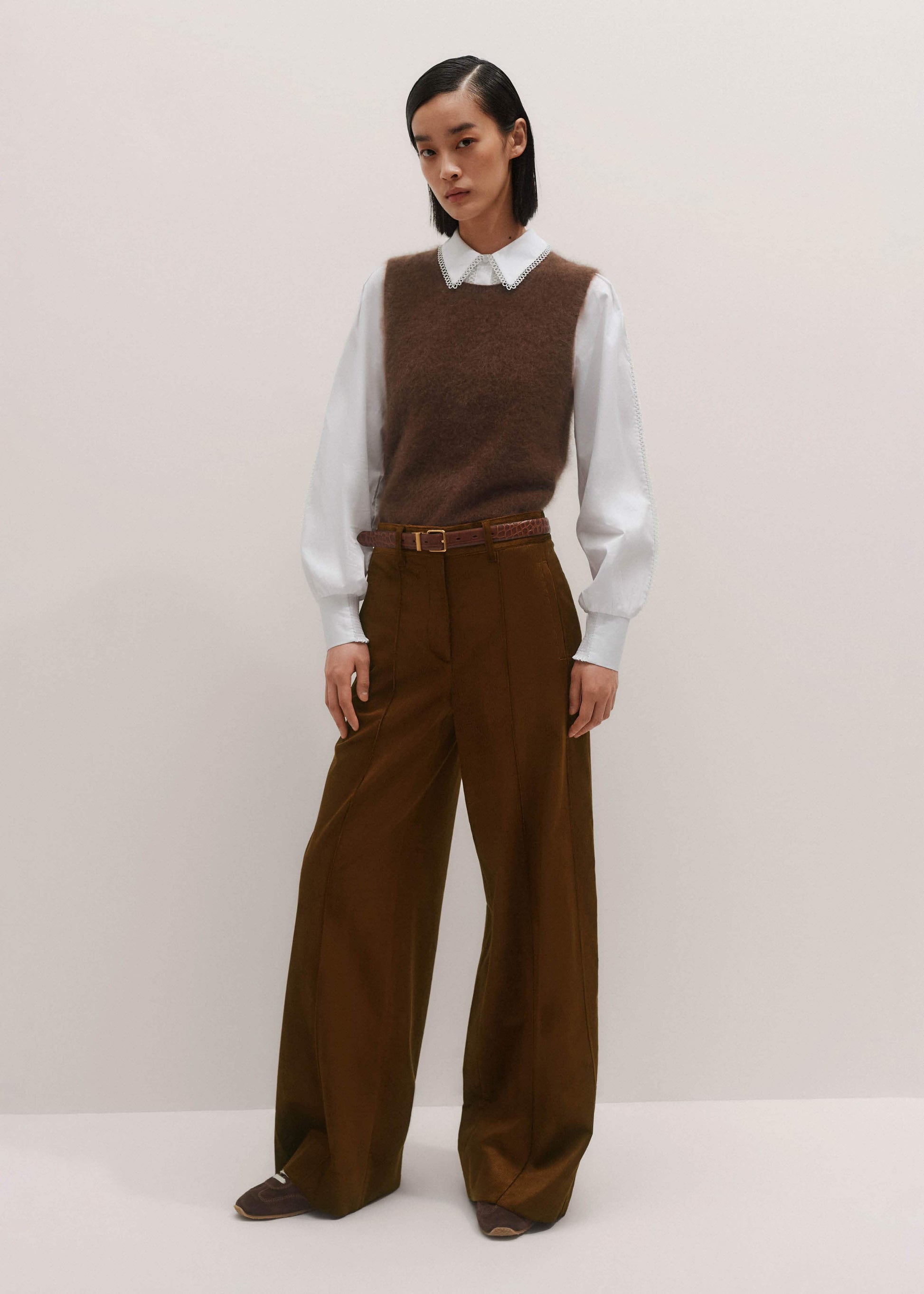 ME and EM Clothing Brown Straight Sweater Vest