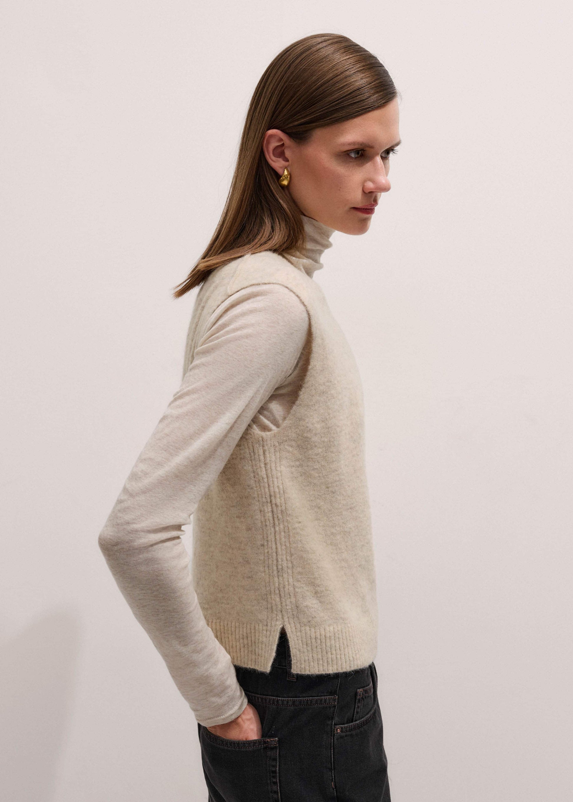 ME and EM Clothing Cream Alpaca Blend Straight Knit Vest