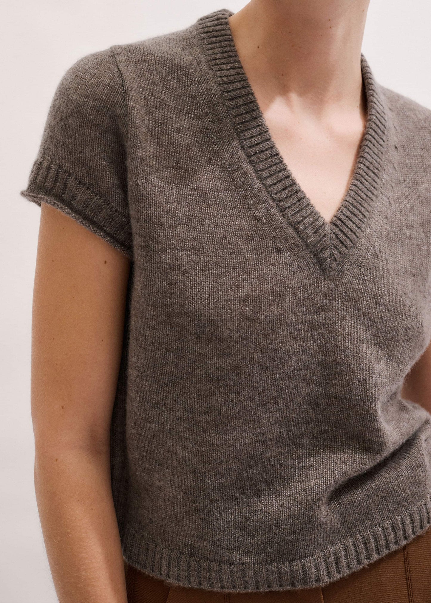 ME and EM Clothing Hazelnut Merino Cashmere Silk V-Neck Baby Tee