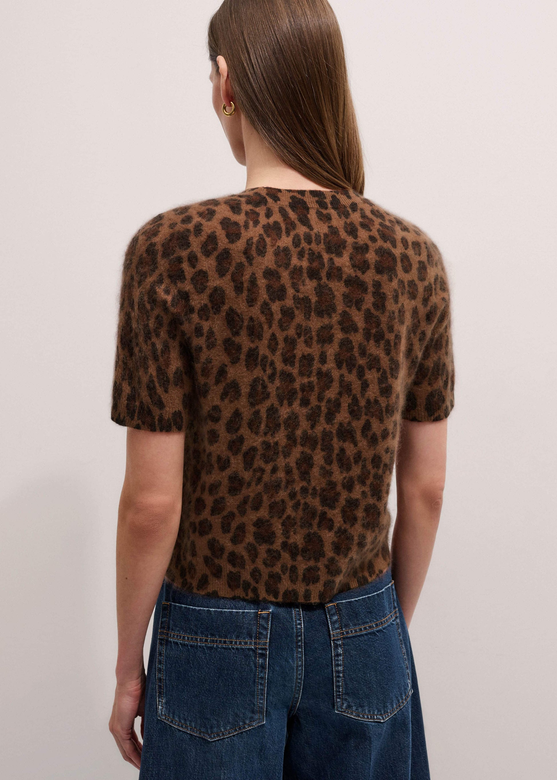 ME and EM Clothing Brown Merino Cashmere Leopard Print Straight Knit Tee